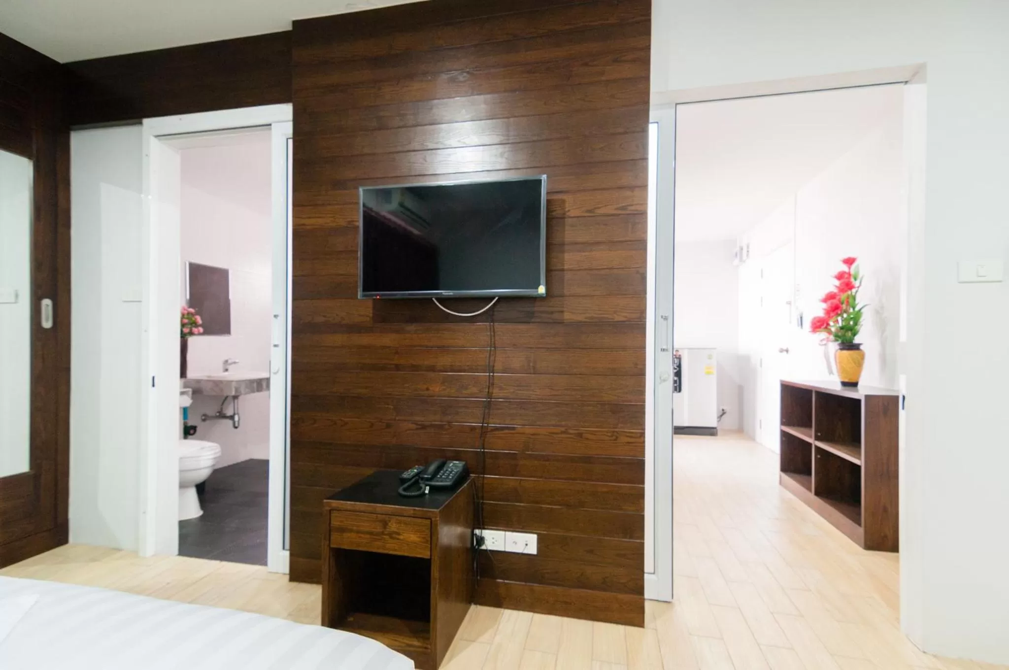 TV and multimedia, Bed in The Chateau Chiangmai Residence