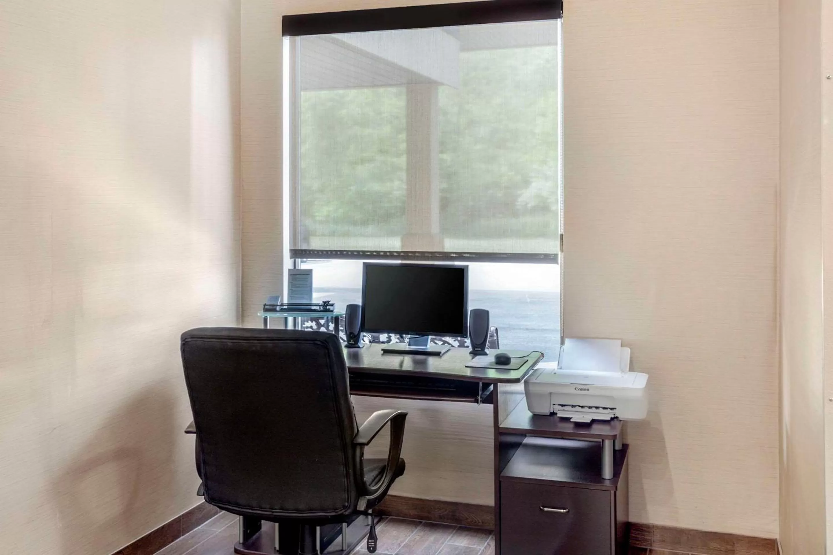 Business facilities in Comfort Inn