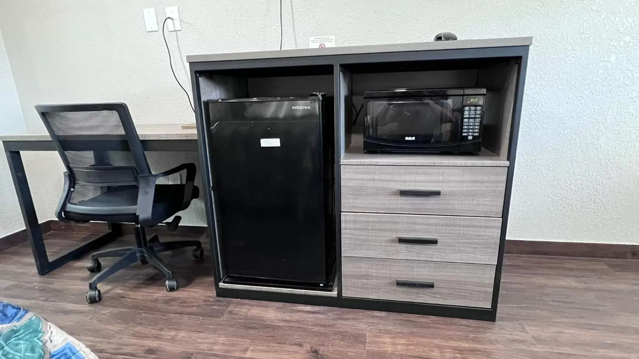 Double Room with Two Double Beds - Non-Smoking in Value Lodge Double Room with Two Double Beds - Non-Smoking in Value Lodge