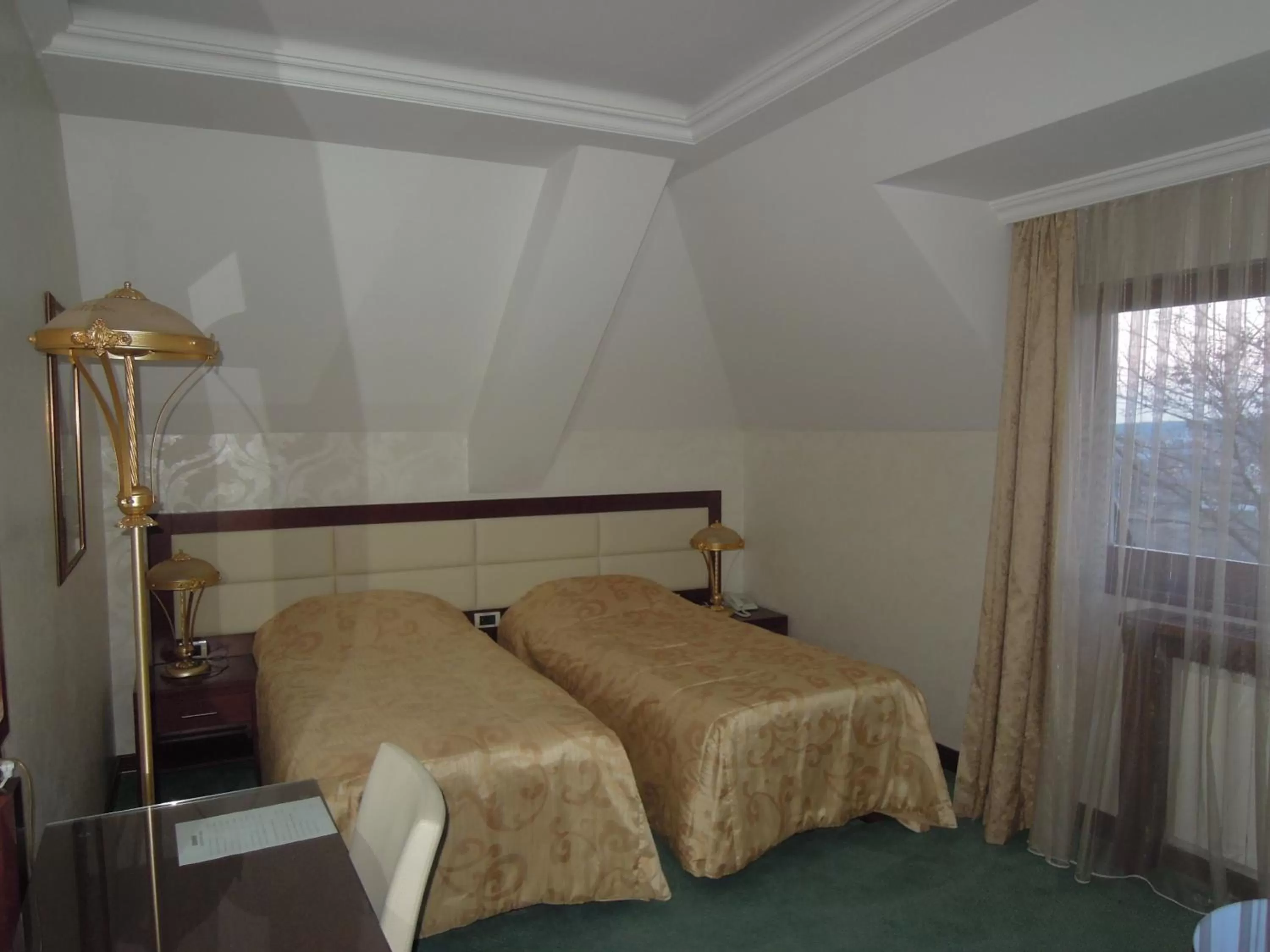 Bedroom, Bed in Hotel Sucevic Garni
