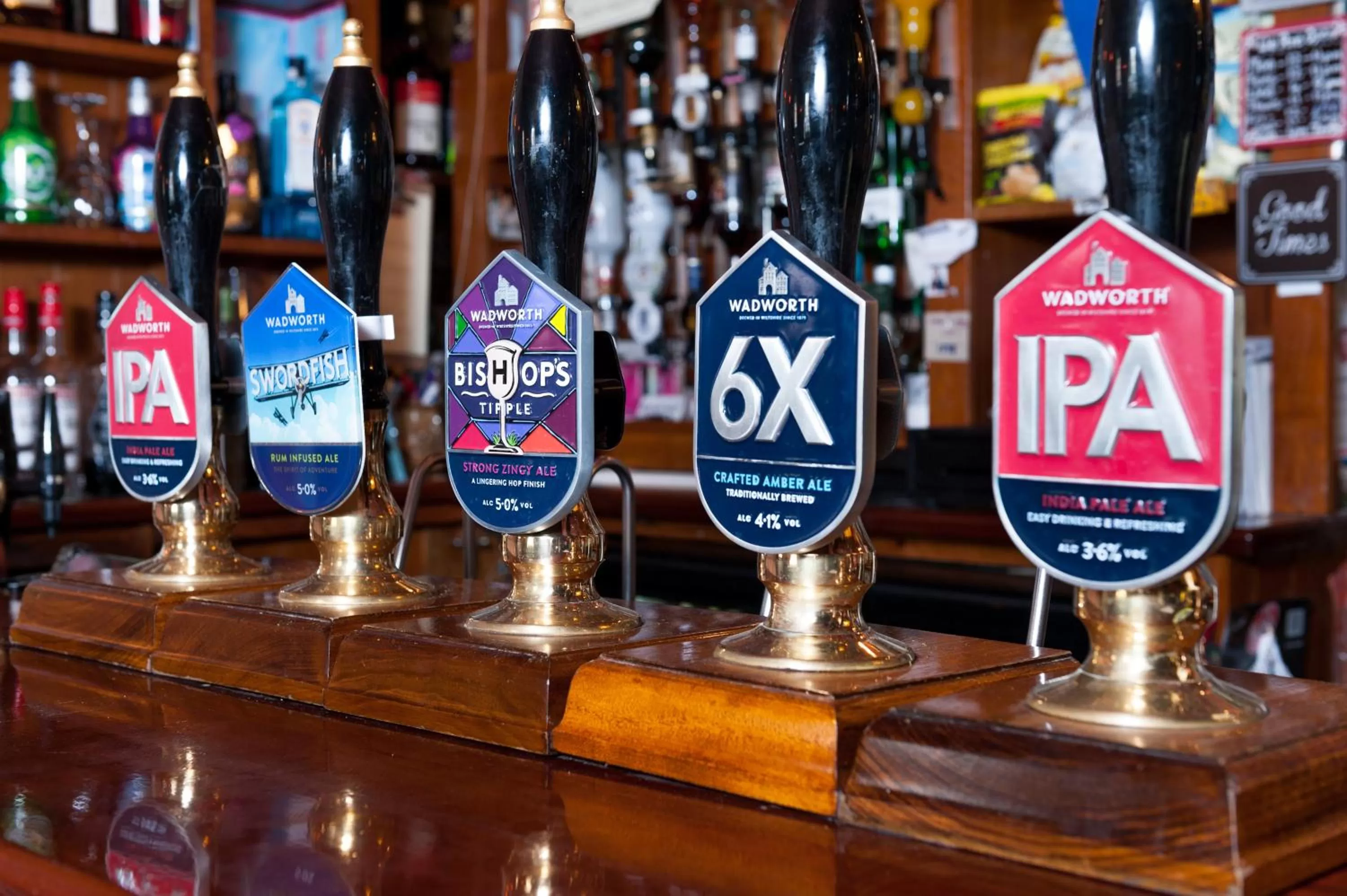 Alcoholic drinks in The Pelican Inn