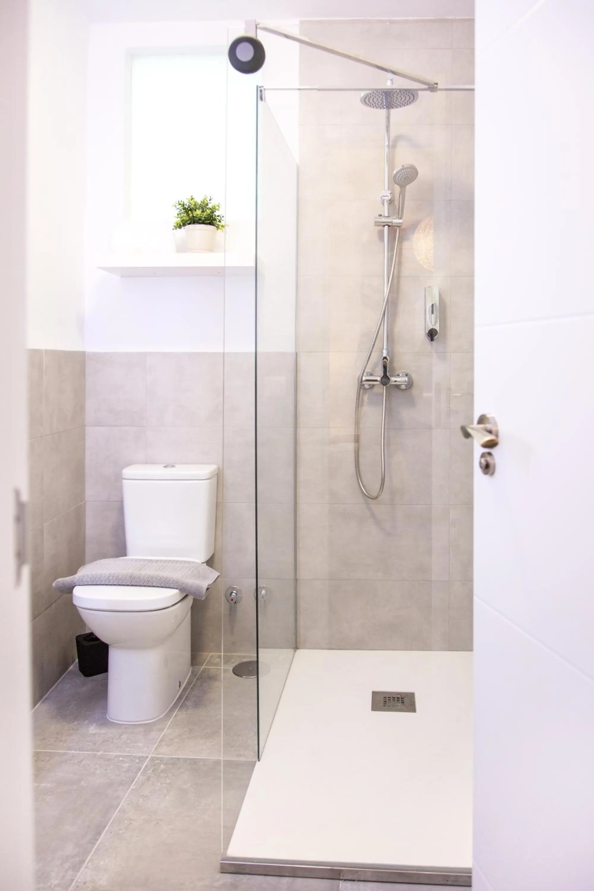 Bathroom in Almijara Residence