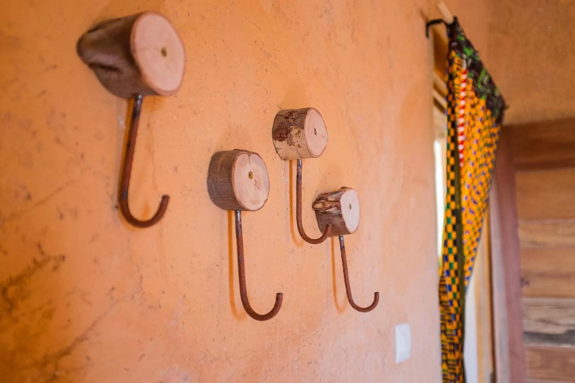 Decorative detail in Ker Lep Jamm - Chez Moussa et Cinzia