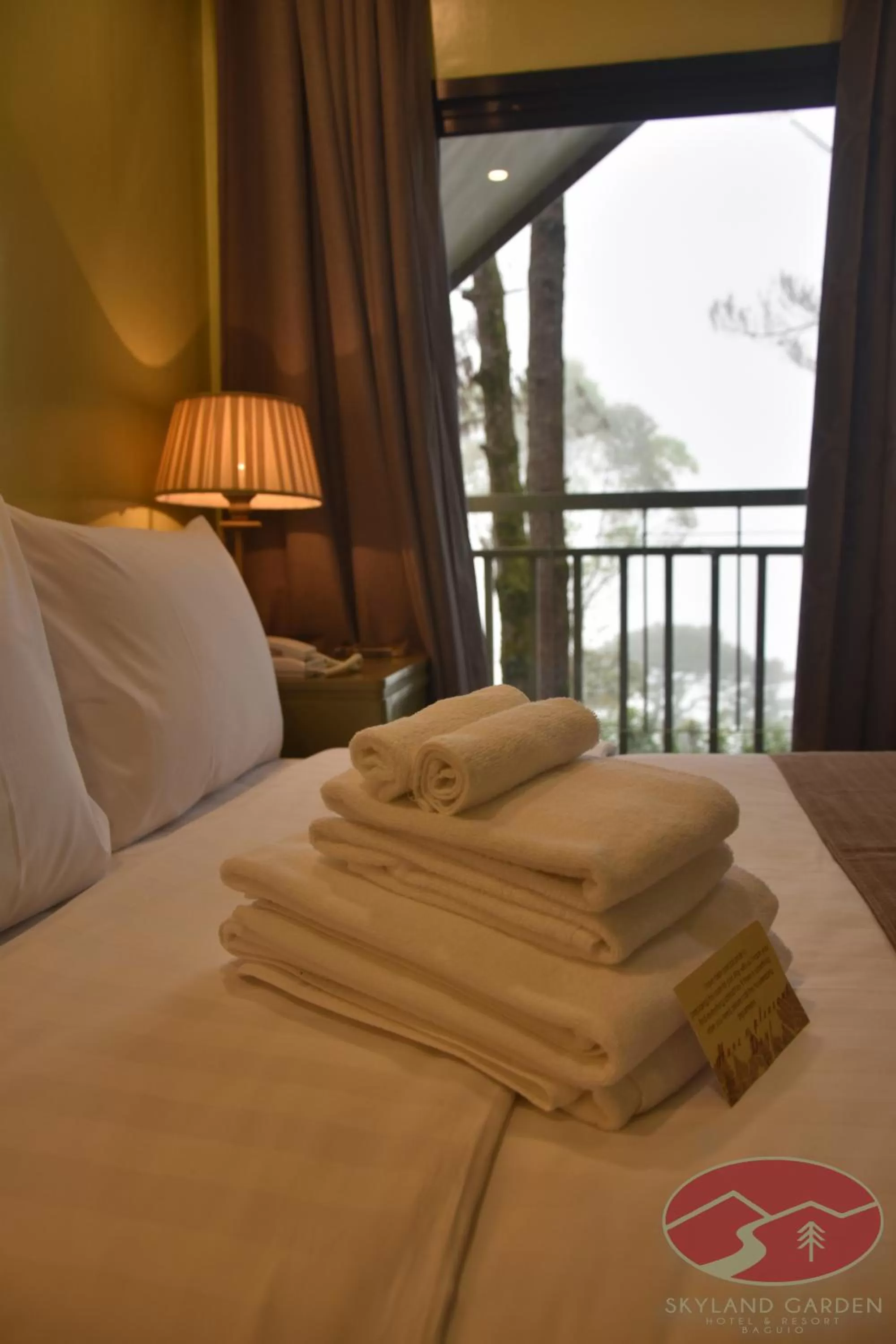 Bed in Skyland Garden Hotel and Resort