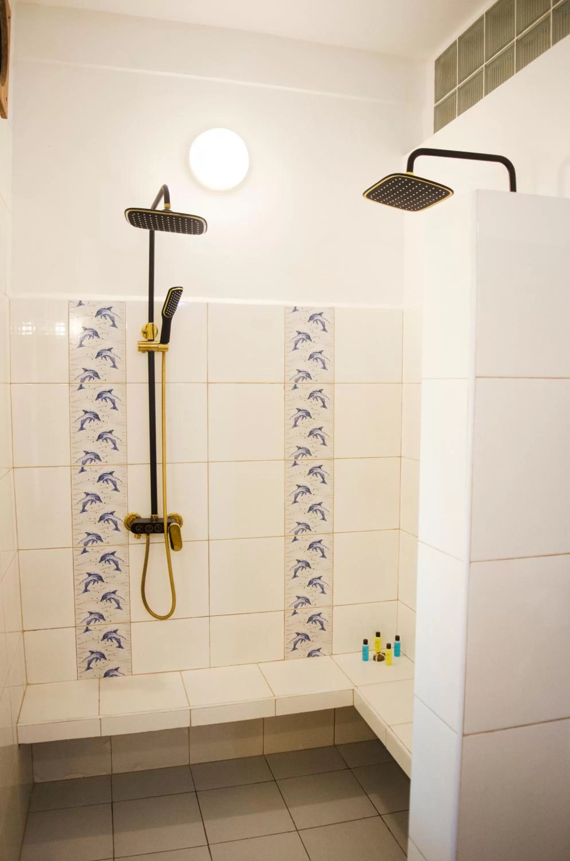 Bathroom in Hôtel Restaurant Coco Lodge Majunga