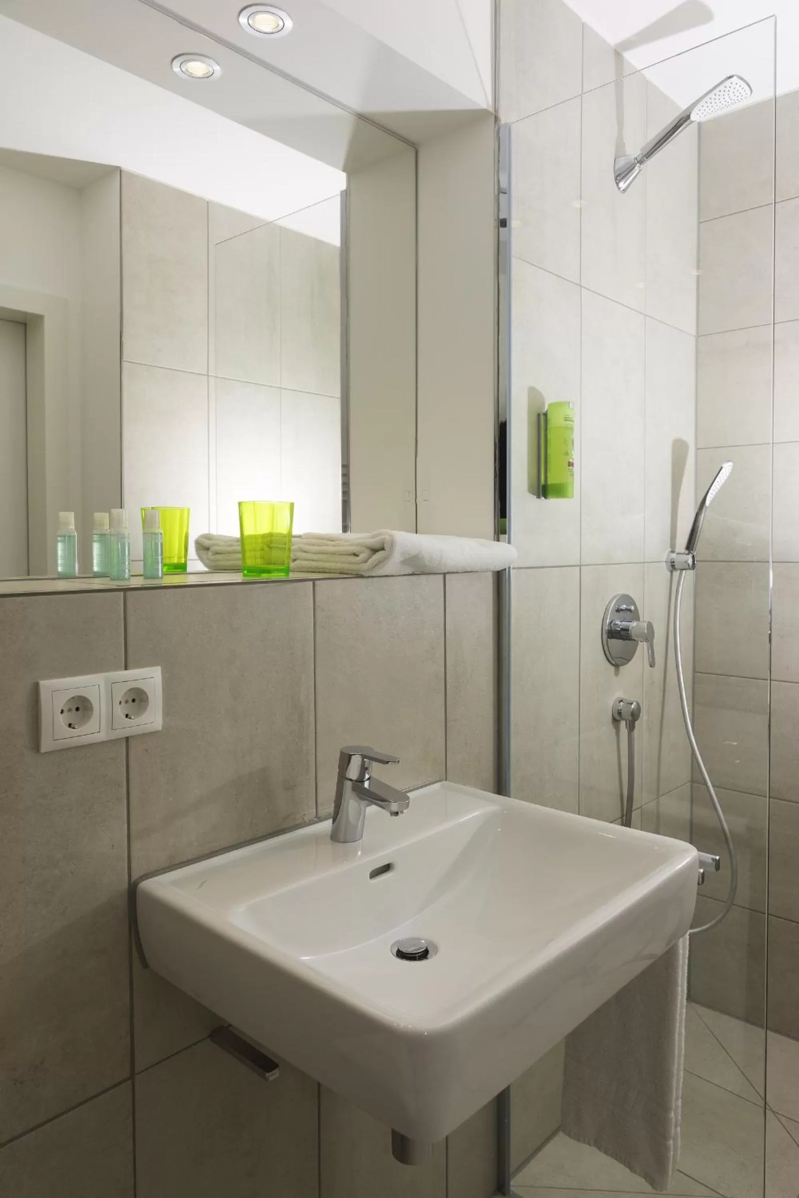 Bathroom in Hotel Rheingold