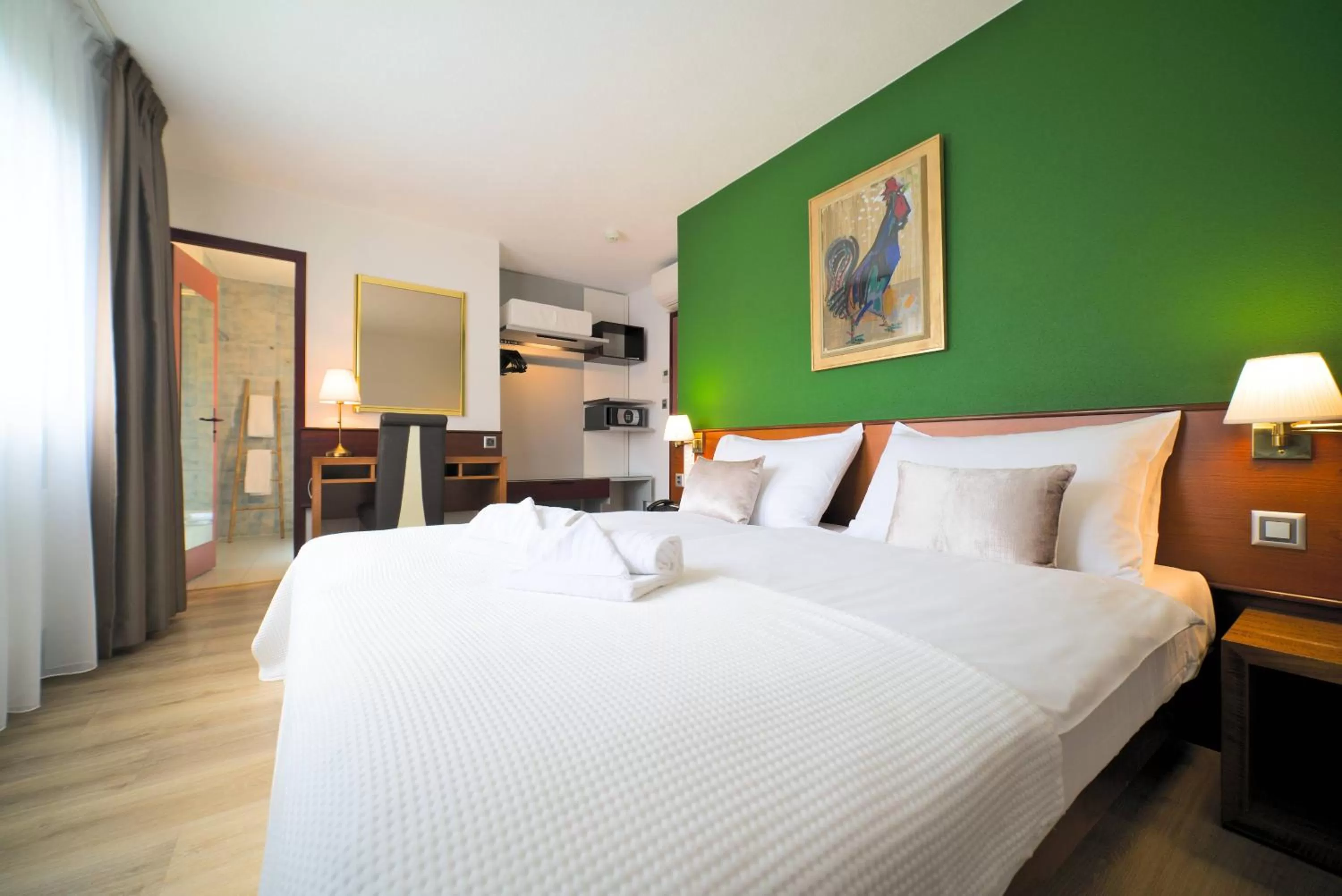 Bed in Tulip Inn Beaulieu Lausanne