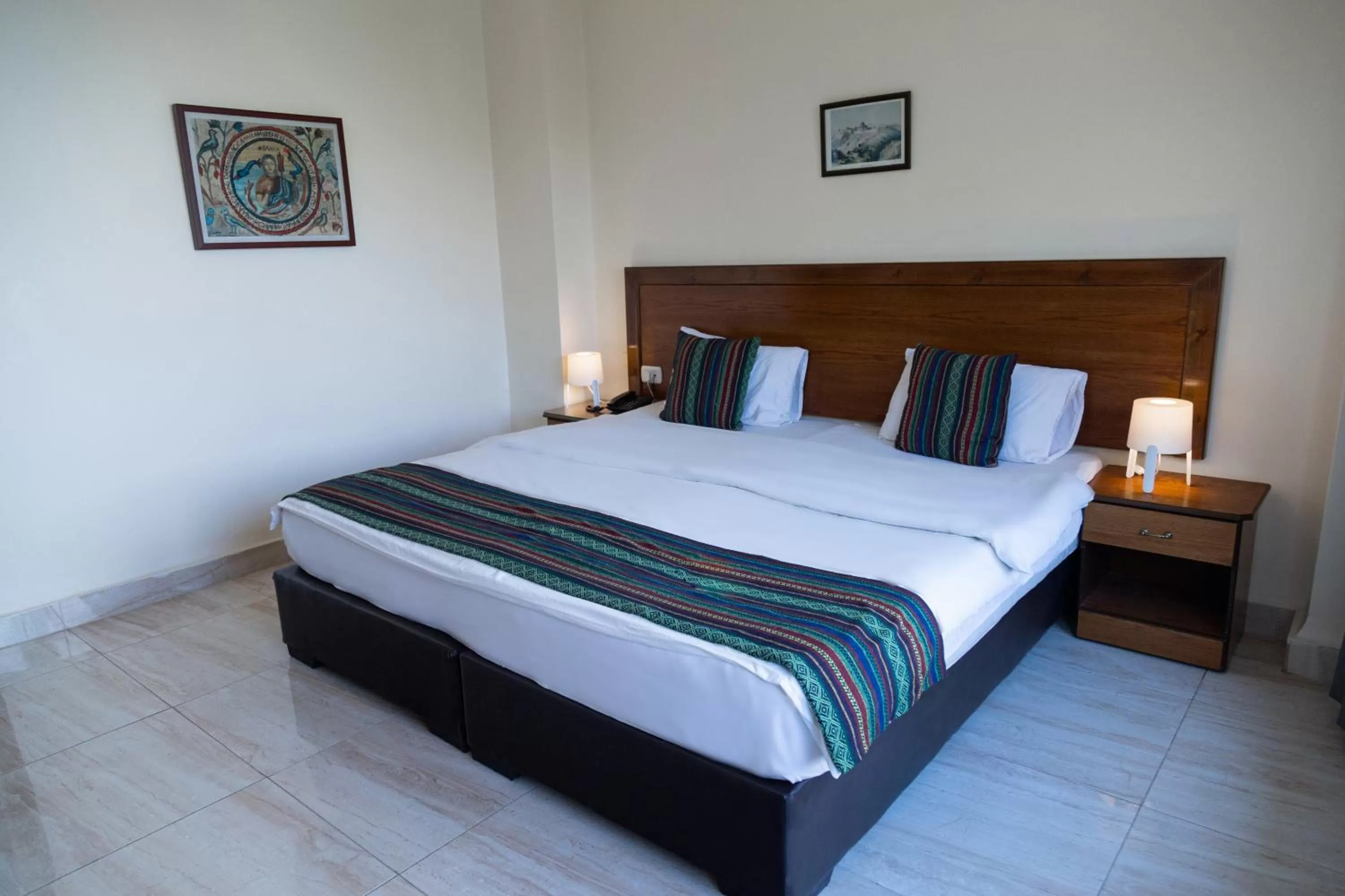 Bedroom, Bed in Antika Amman Hotel