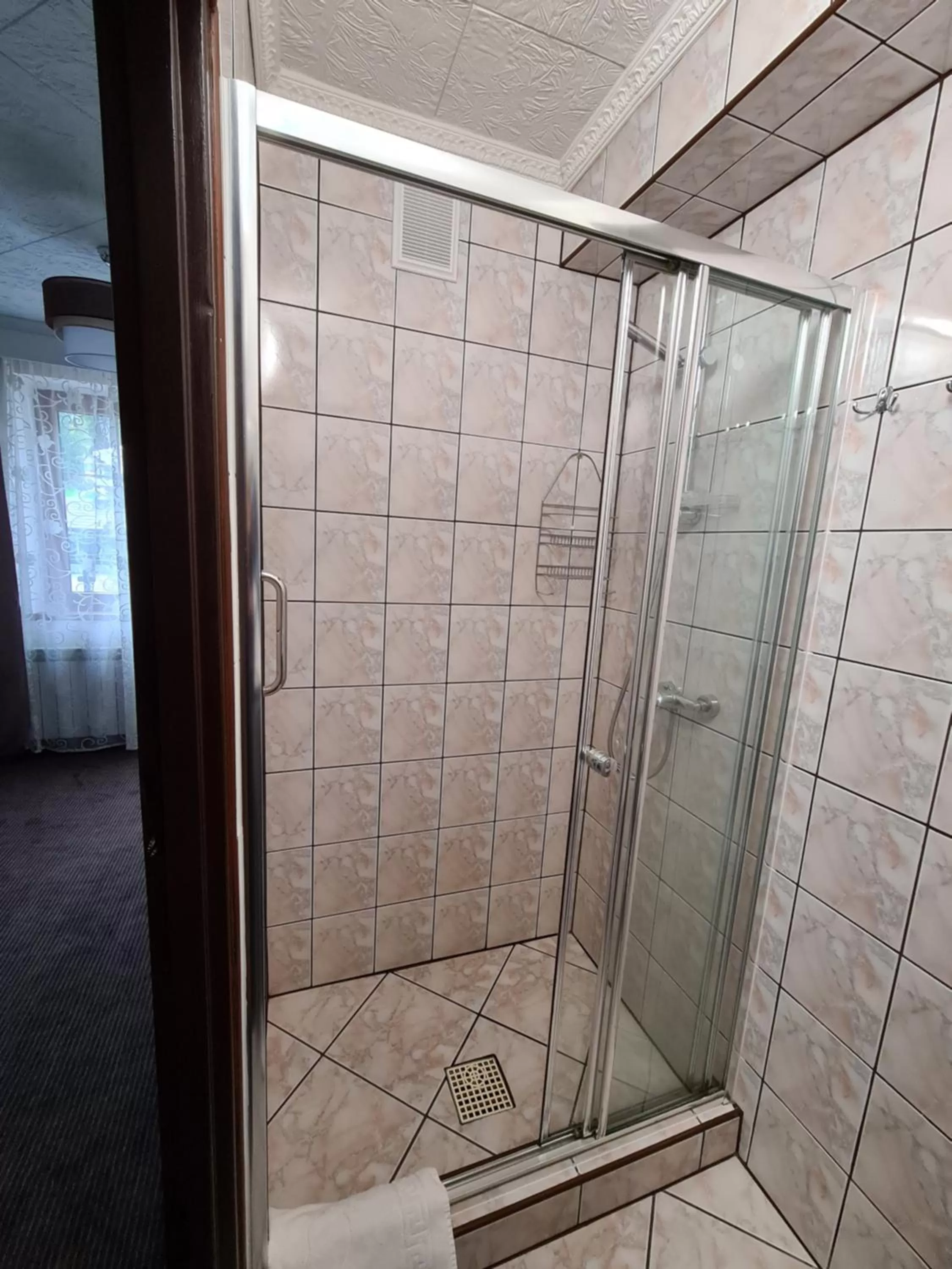 Bathroom in Hotel Kolorowa