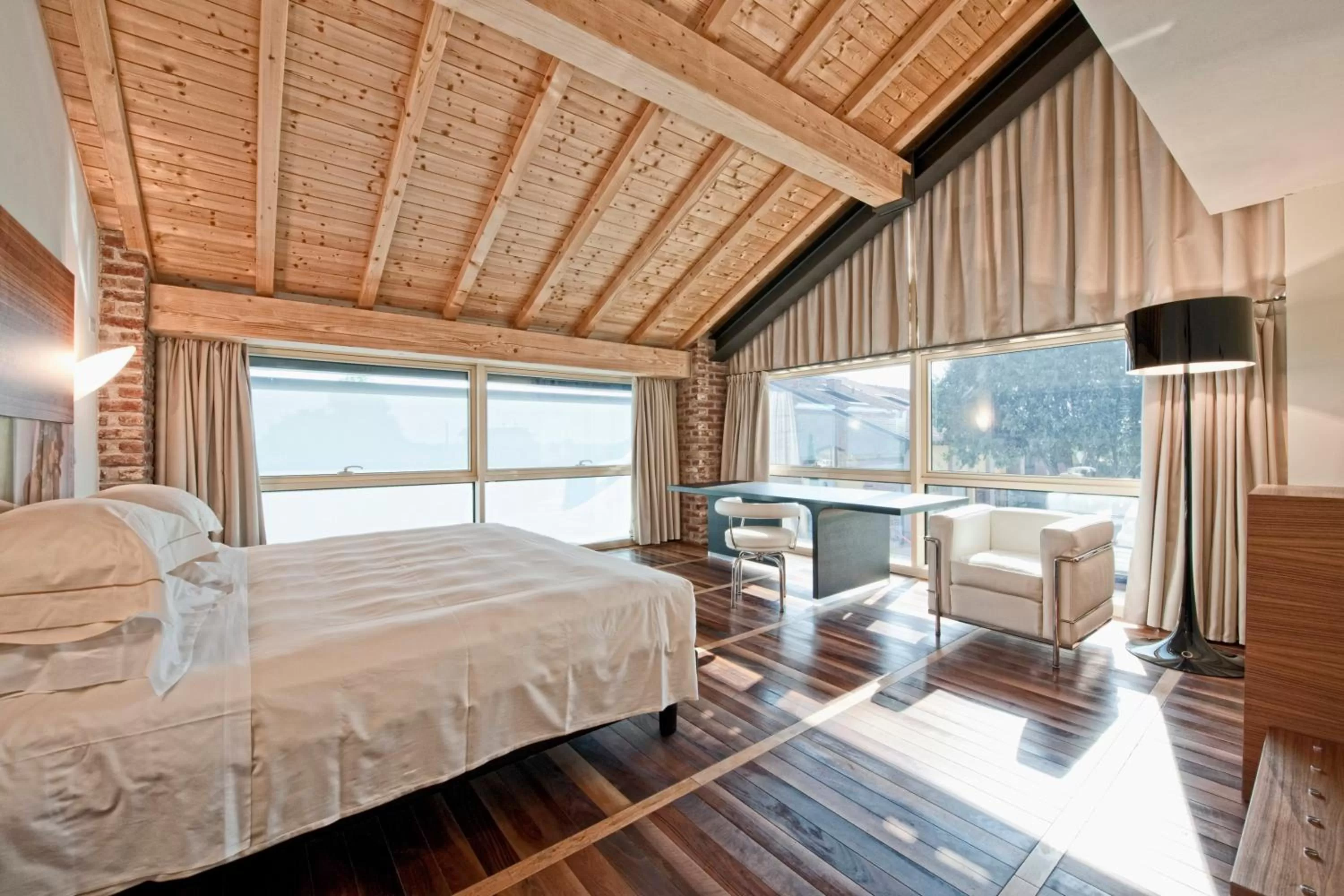 Photo of the whole room, Bed in Hotel Veronesi La Torre