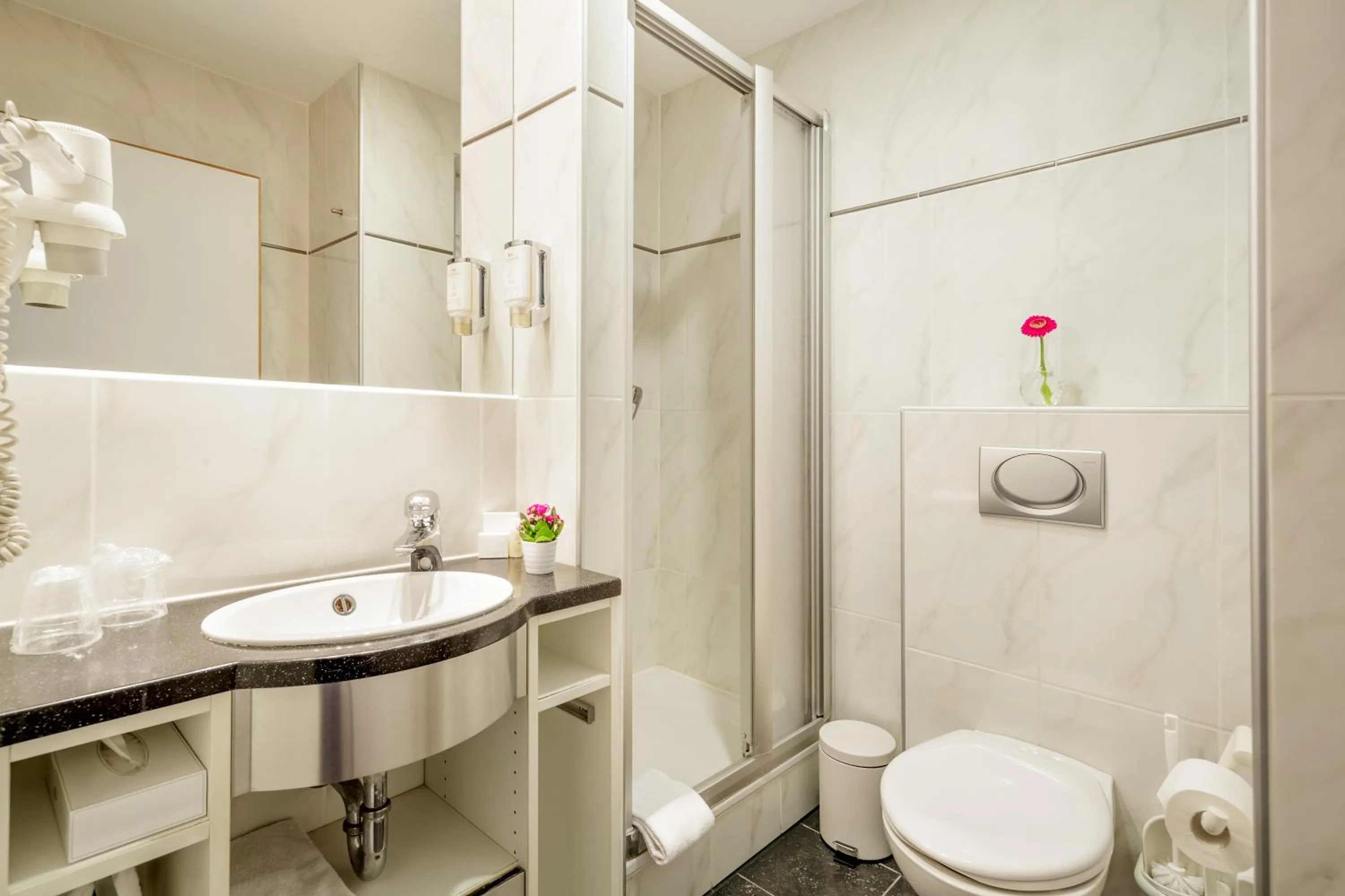 Bathroom in MesseHotel Köln-Deutz