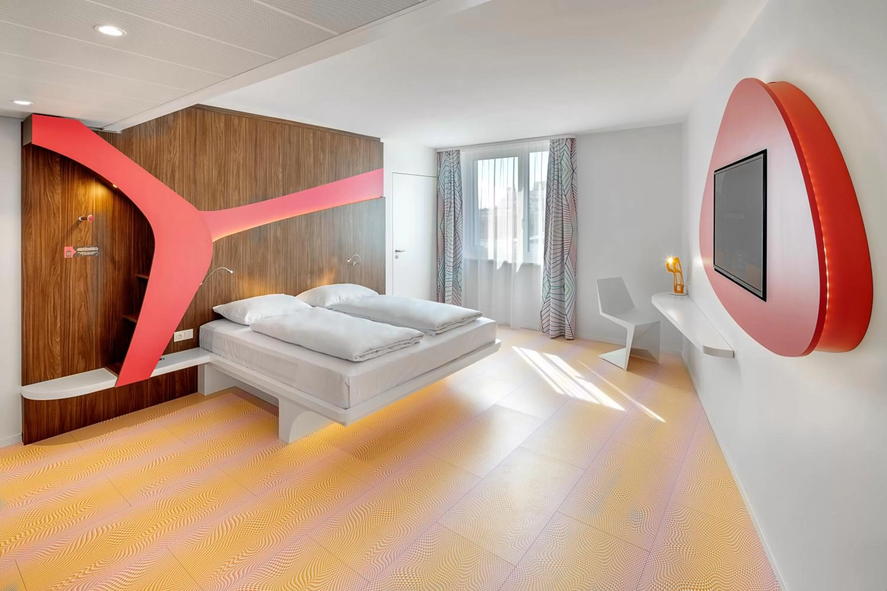 Photo of the whole room, Bed in Prize by Radisson, Vienna City