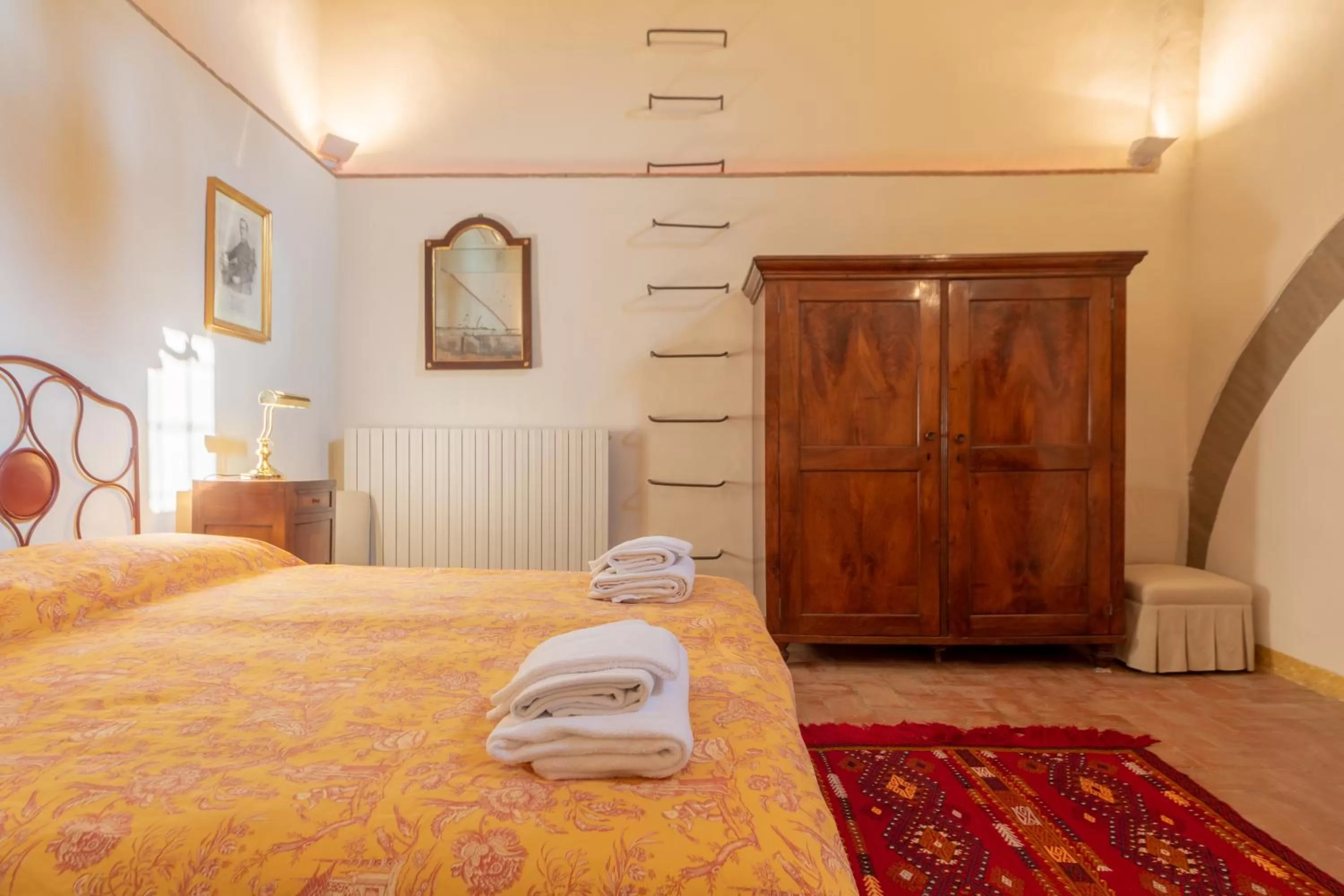 Bed in BolognaRoomscom - Ca' Palazzo