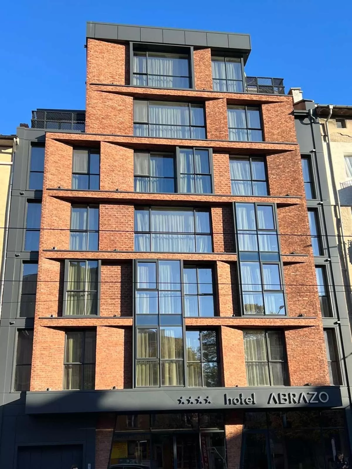 Property building in Abrazo Sofia Hotel by HMG