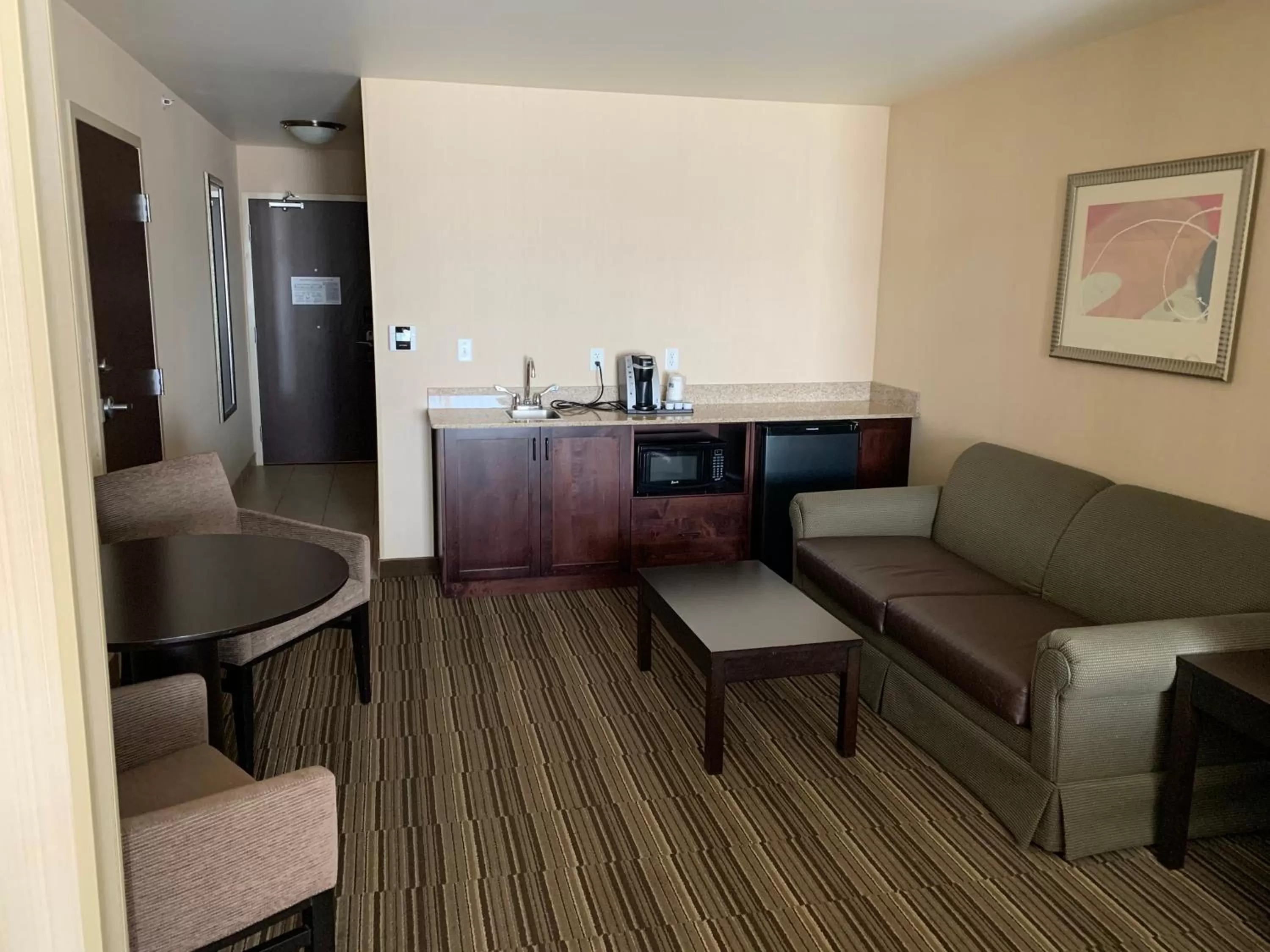 Seating area in Holiday Inn Express Hotel Twin Falls by IHG