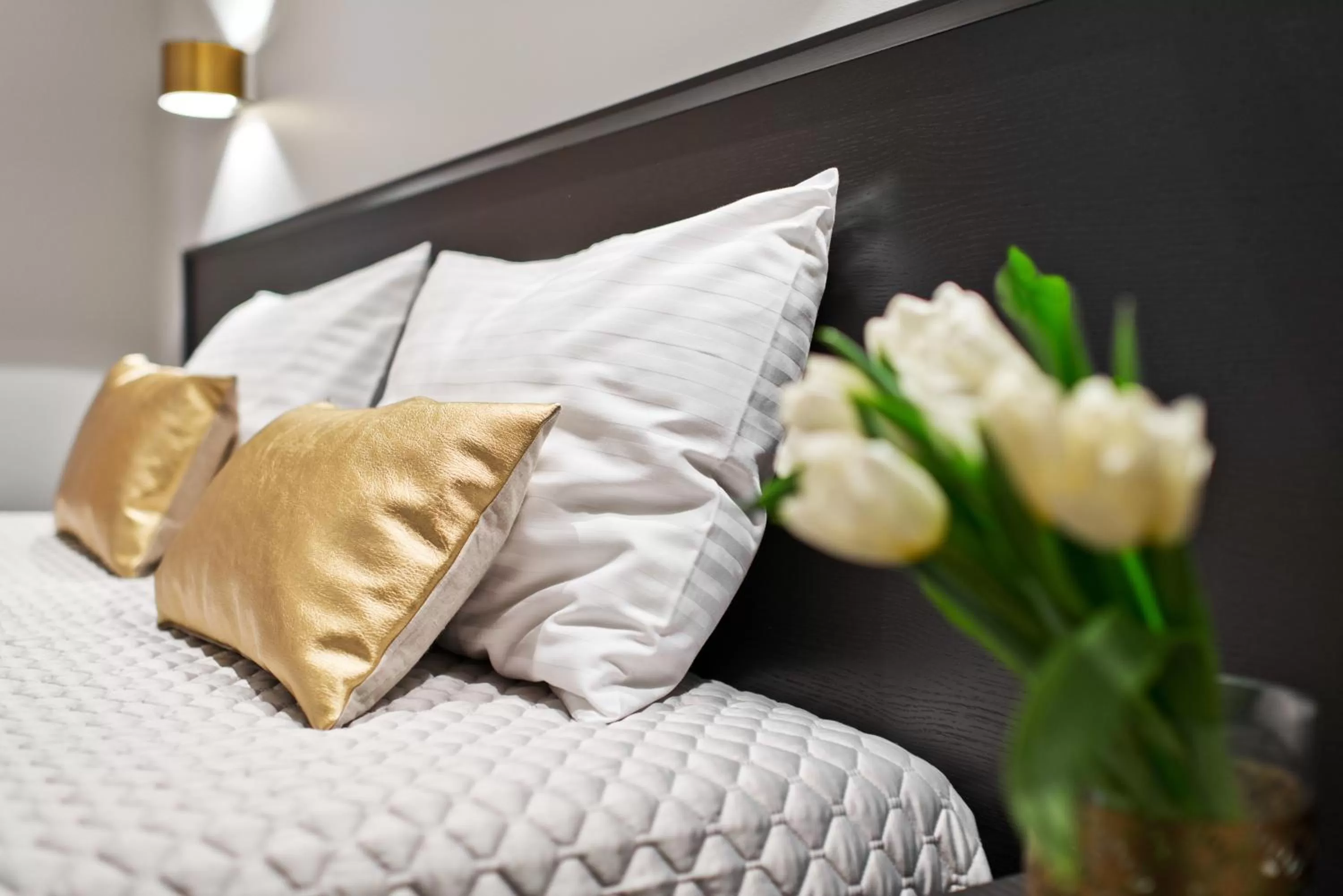 Other, Bed in 15th Avenue