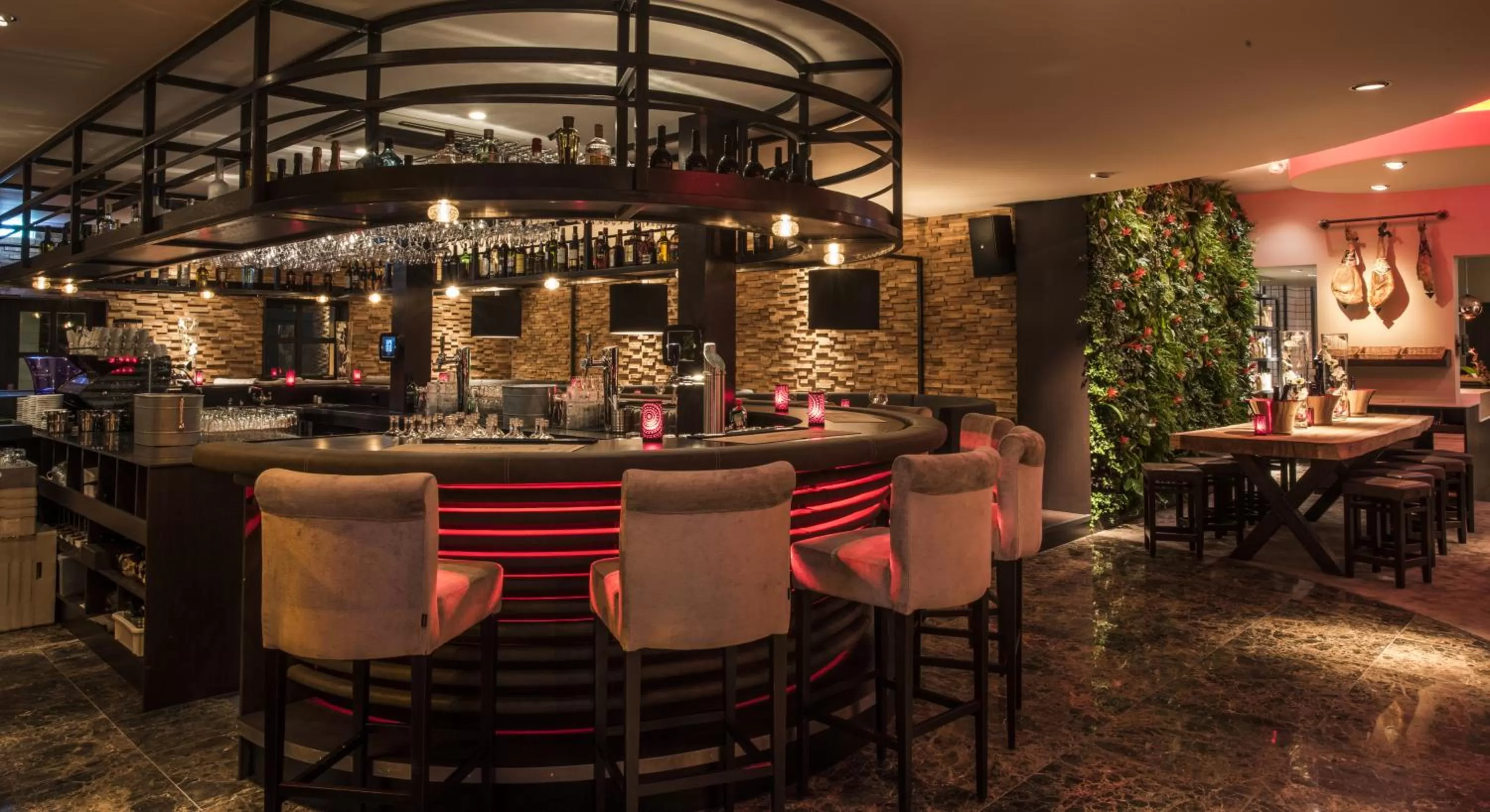 Restaurant/places to eat in Hotel-Restaurant Unicum Elzenhagen