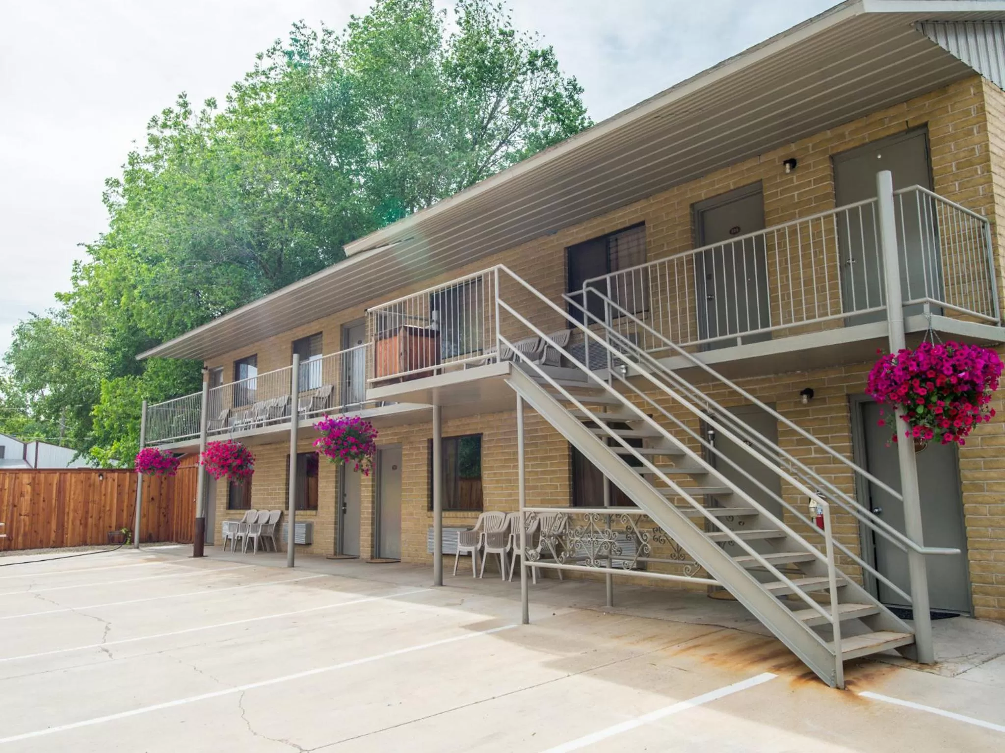 Balcony/Terrace in Rustic Inn