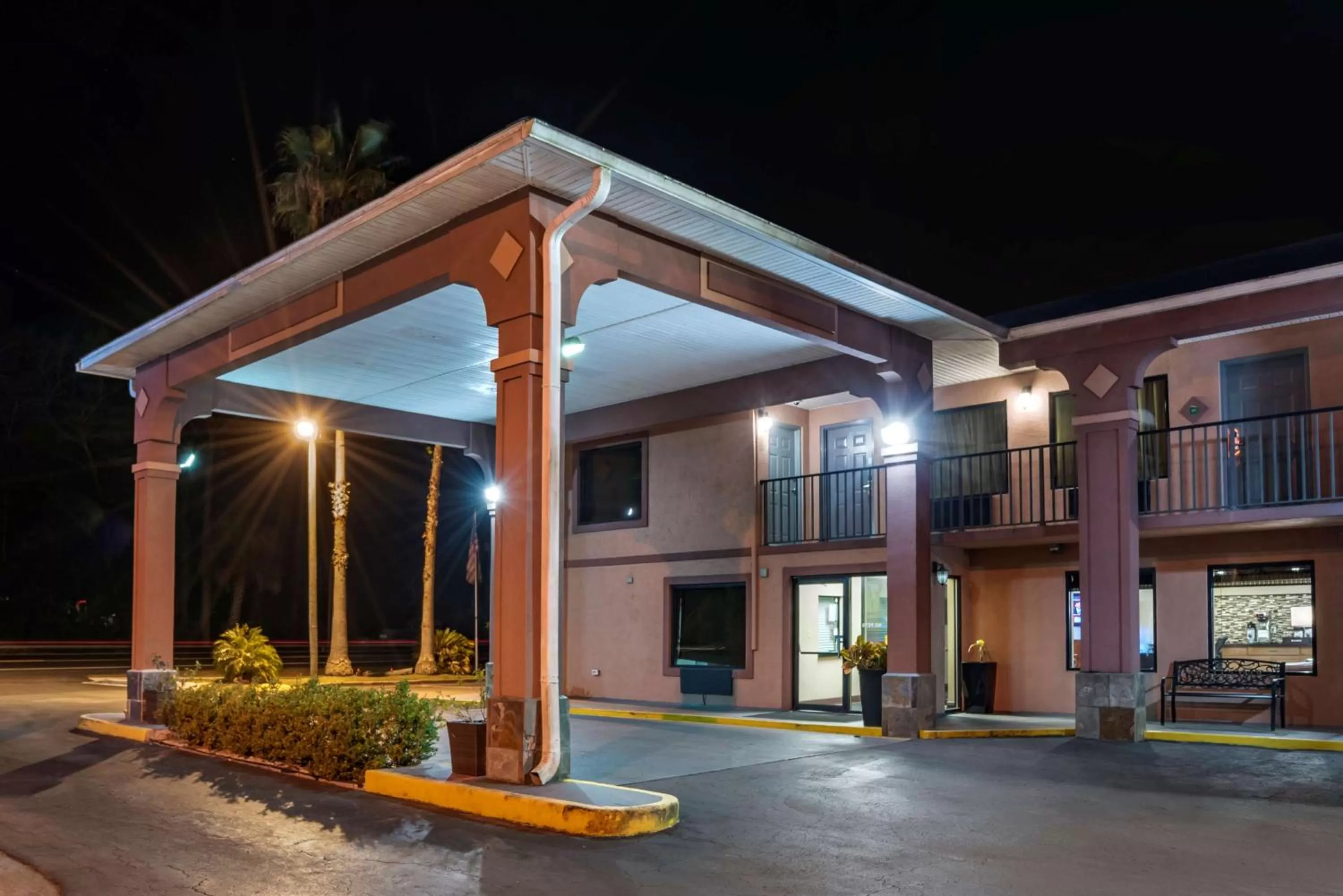 Property building in Best Western Apalach Inn