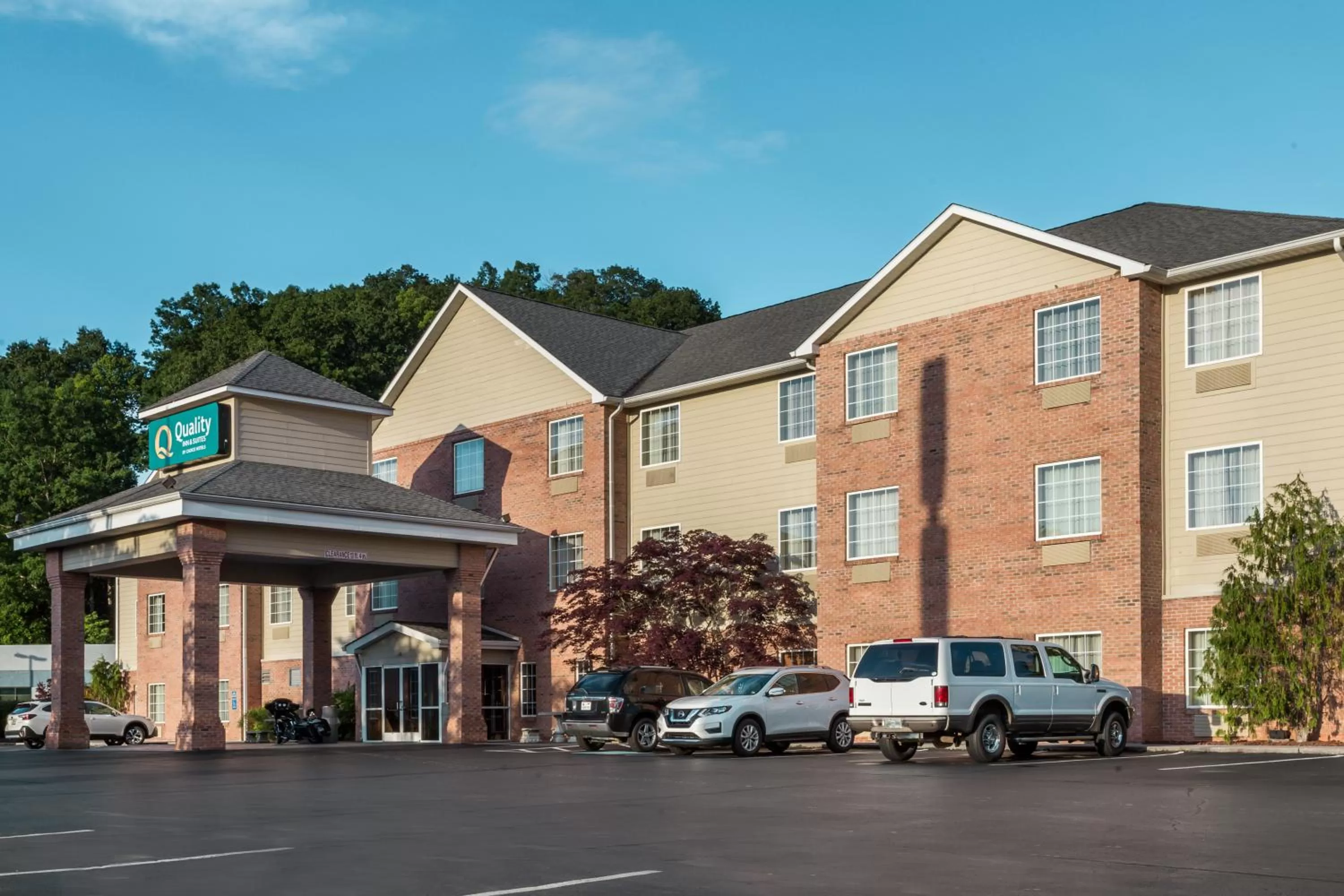 Facade/entrance in Quality Inn & Suites Big Stone Gap