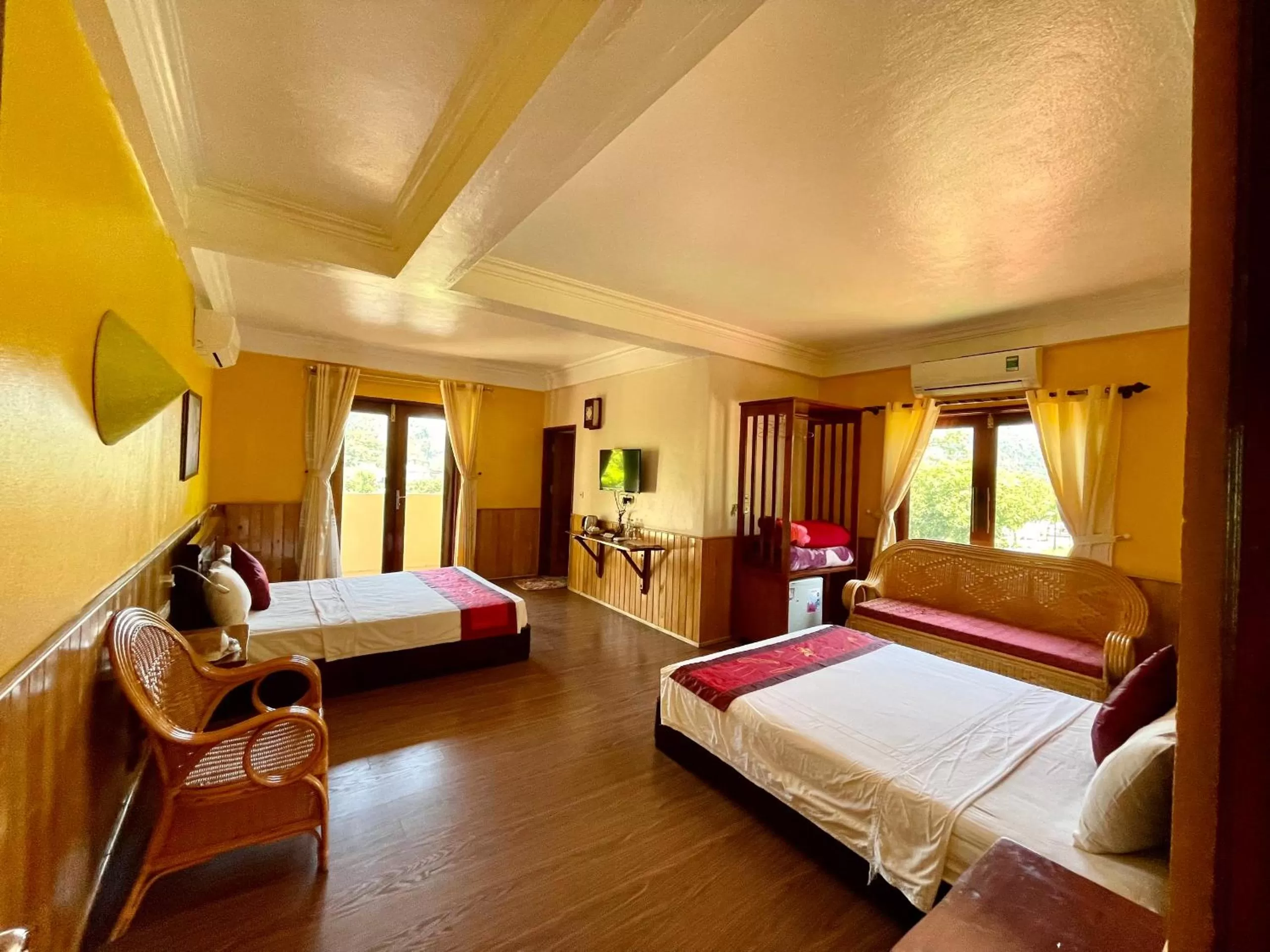 Bed in Chez Loan Hotel