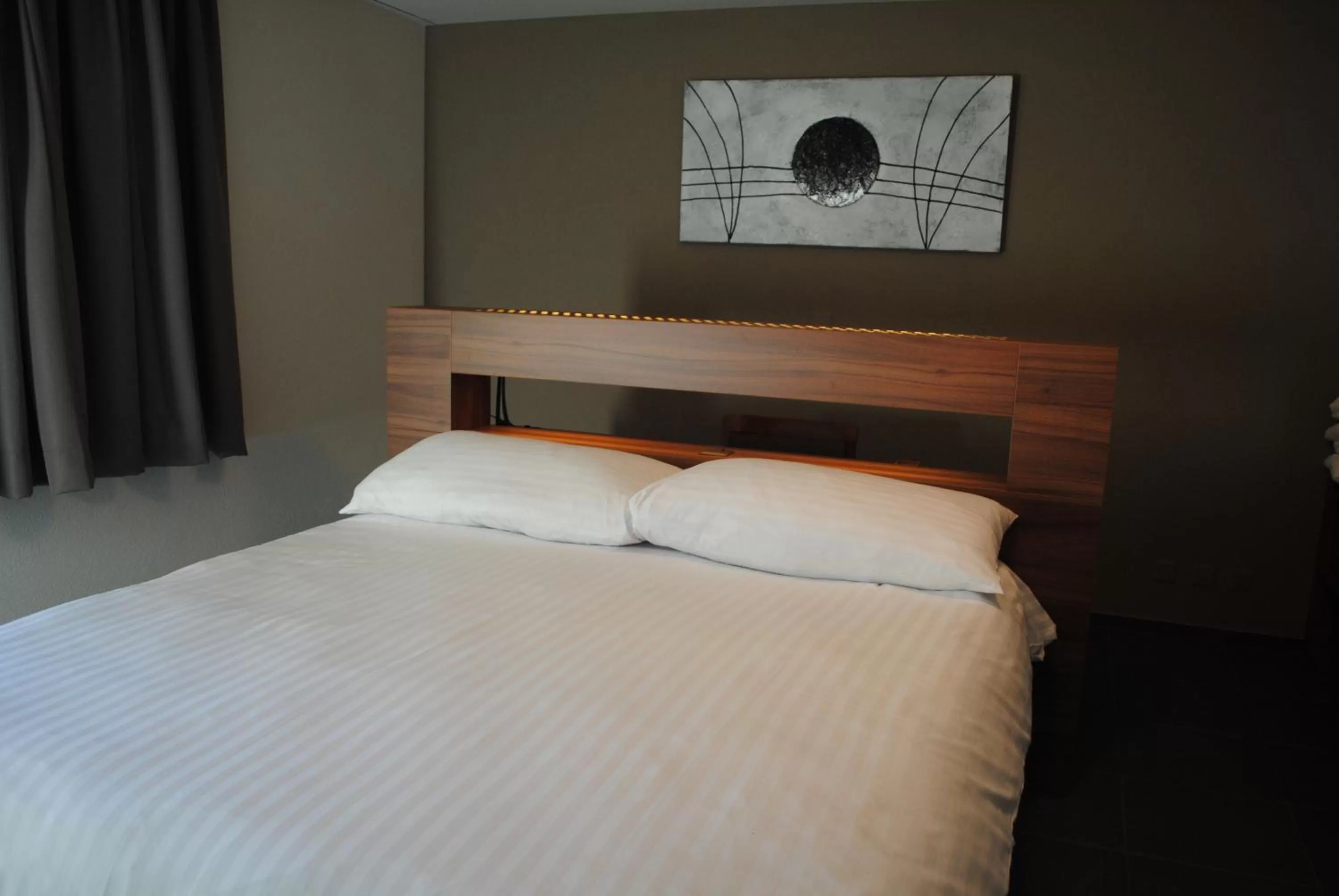 Bed in Hotel Du Soleil