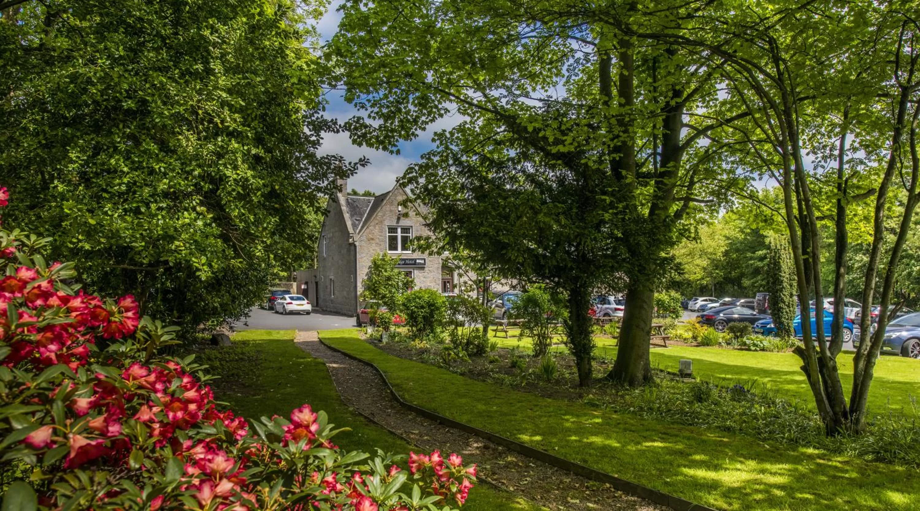 Garden in Pinehurst Lodge Hotel -Dyce, Aberdeen