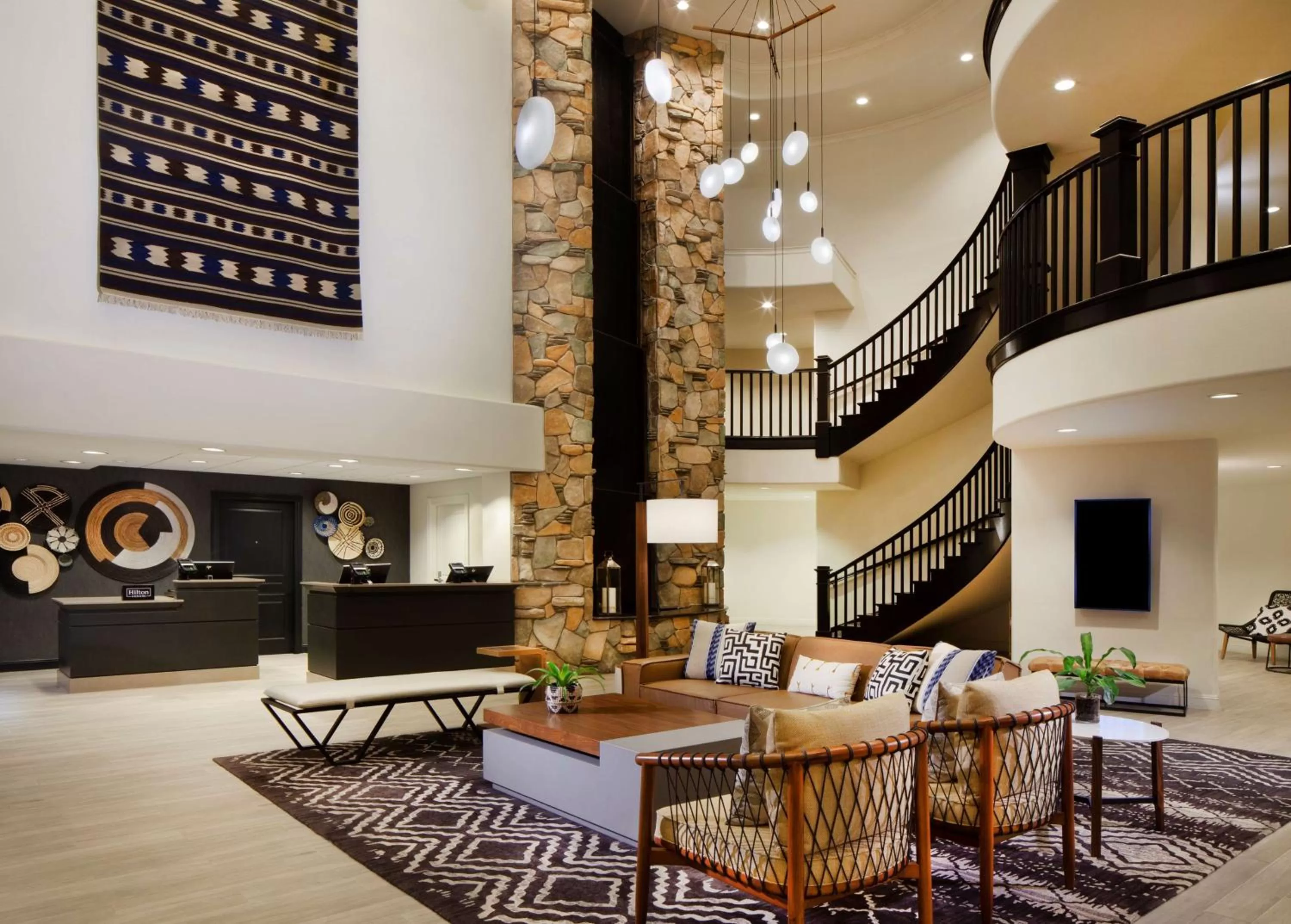 Lobby or reception in Hilton Santa Cruz Scotts Valley