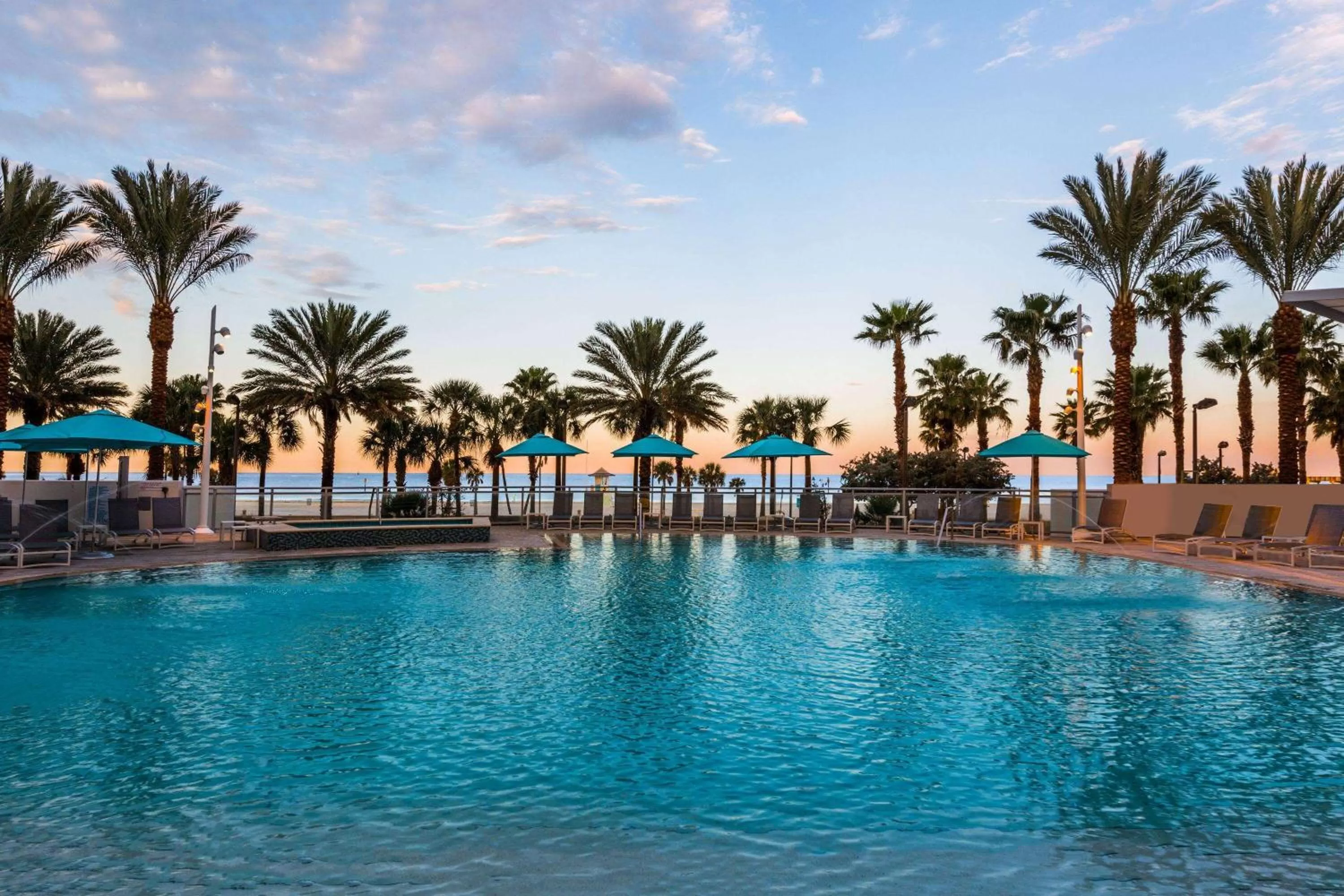 Swimming pool in Wyndham Grand Clearwater Beach