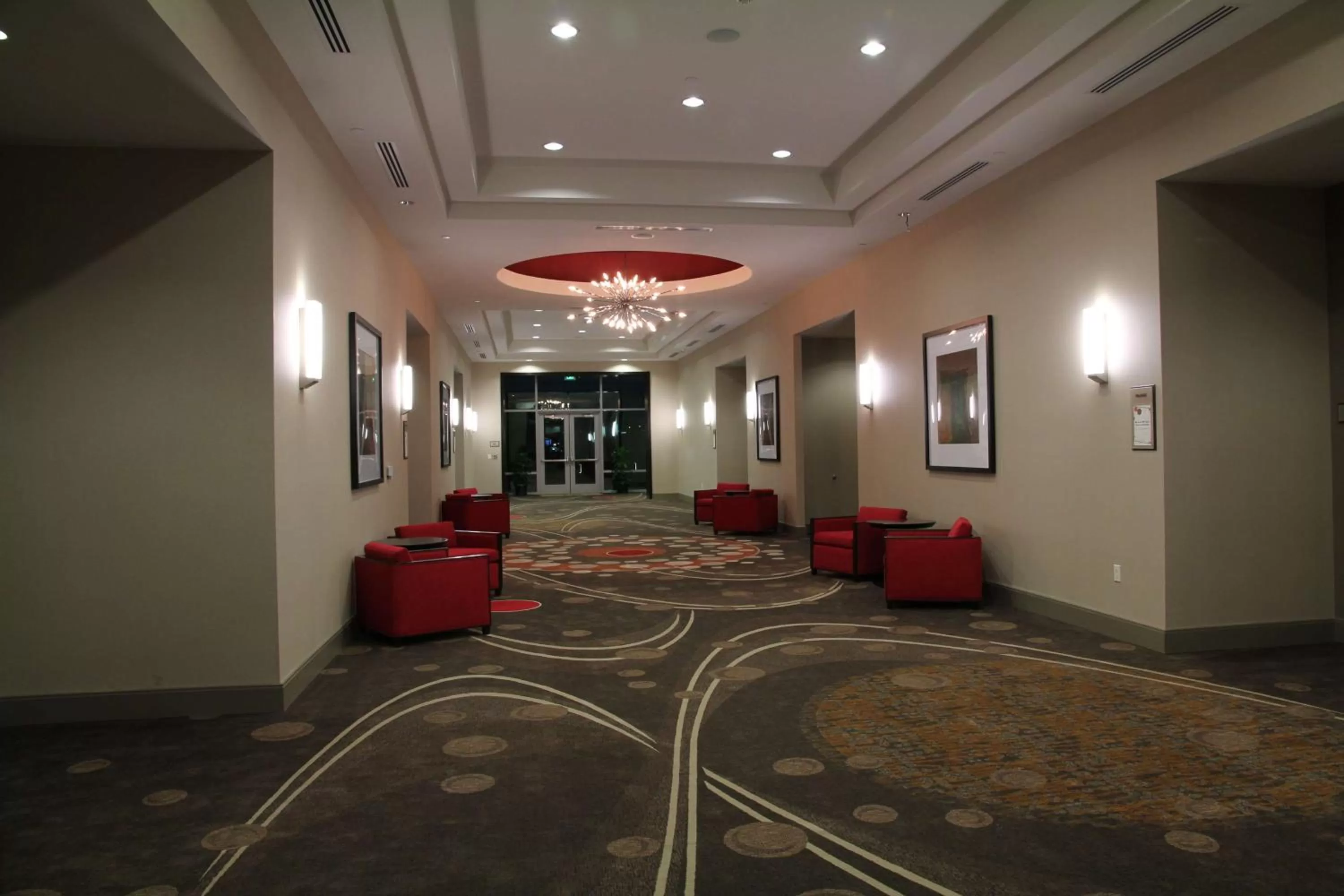 Meeting/conference room in Embassy Suites Ontario - Airport