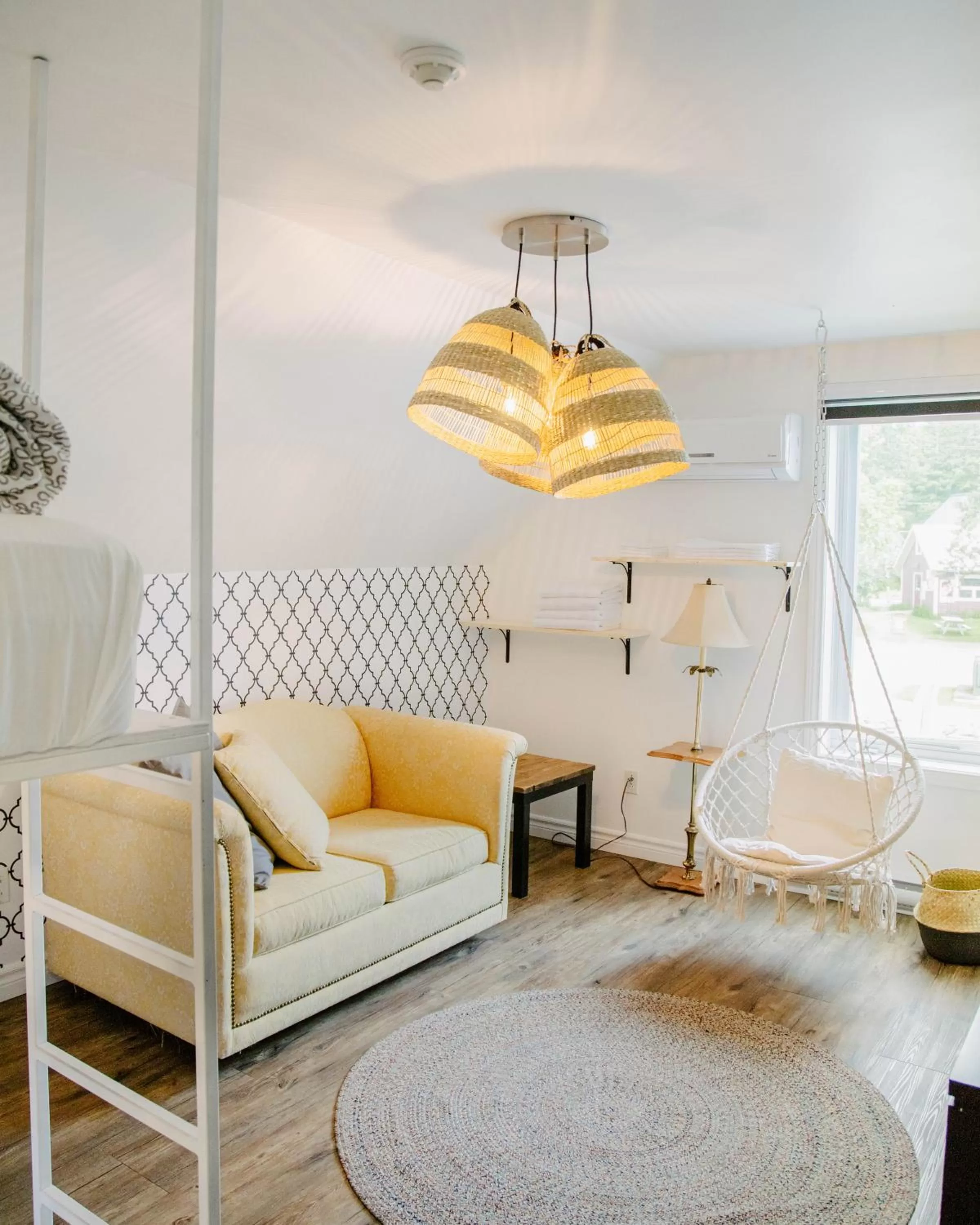 Kitchen or kitchenette in Auberge Sutton Brouerie