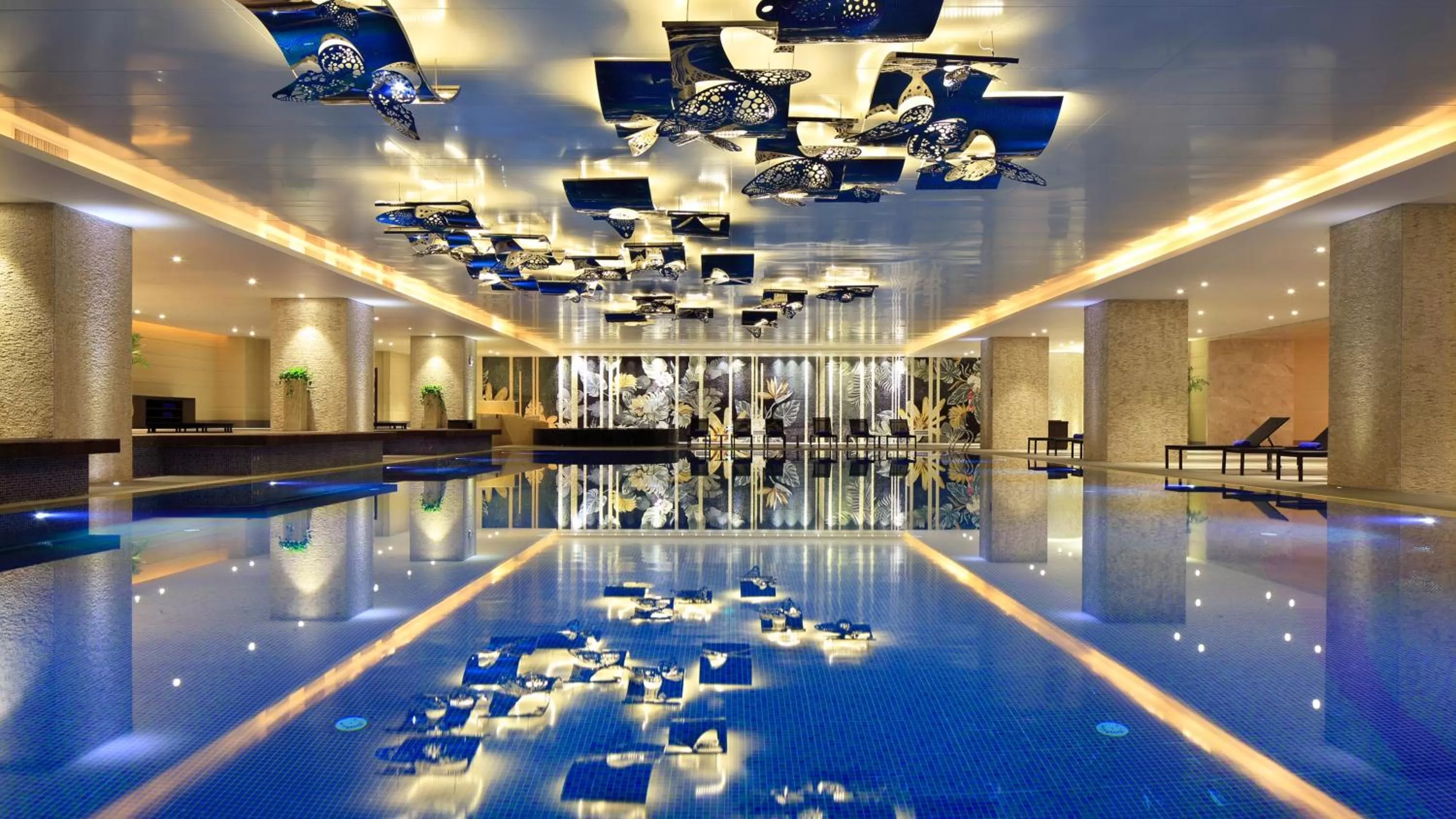 Swimming pool in InterContinental Kunming by IHG