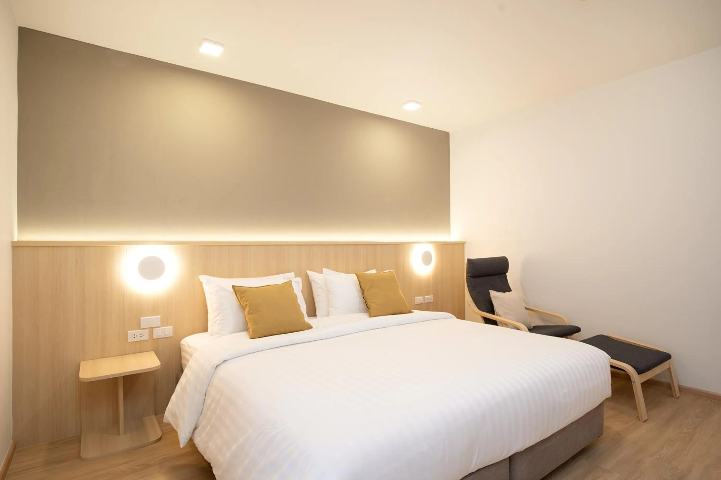 Bedroom, Bed in Diya Hotel Bangkok