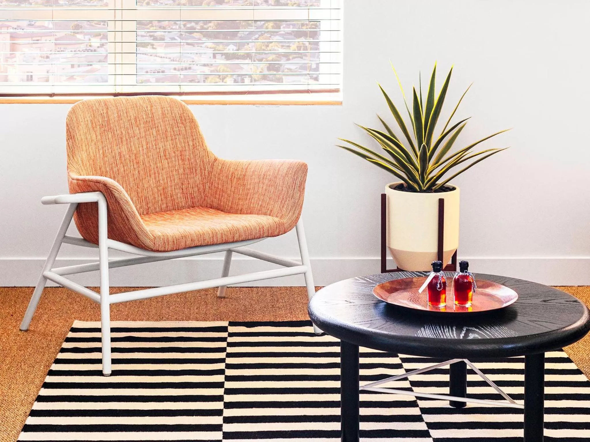 Living room in Hotel June West LA, a Member of Design Hotels