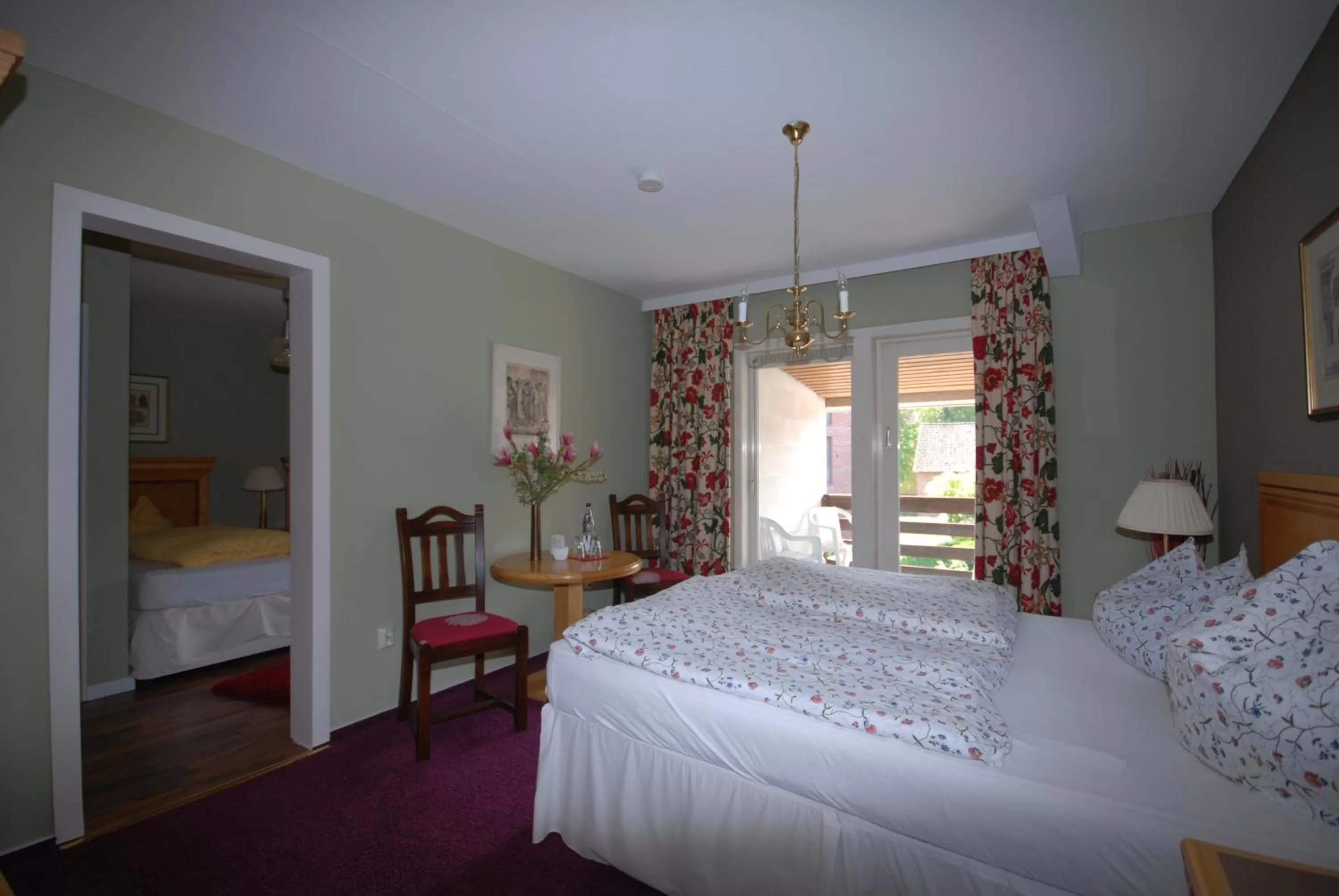 Bedroom, Bed in Hotel Cafe Frida