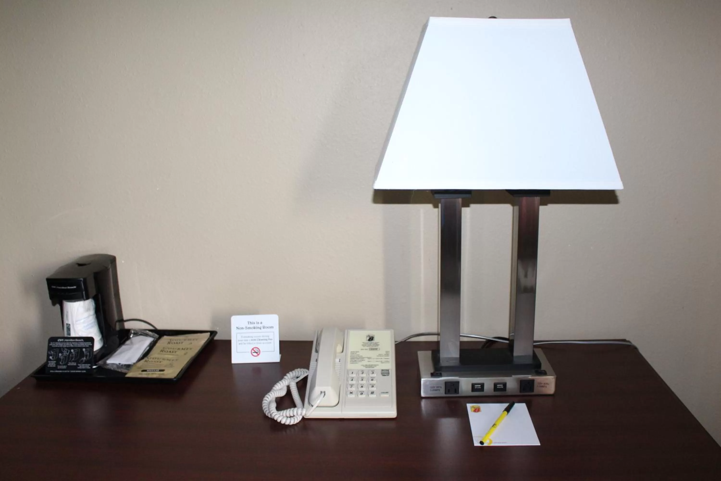 Decorative detail in Super 8 by Wyndham Union