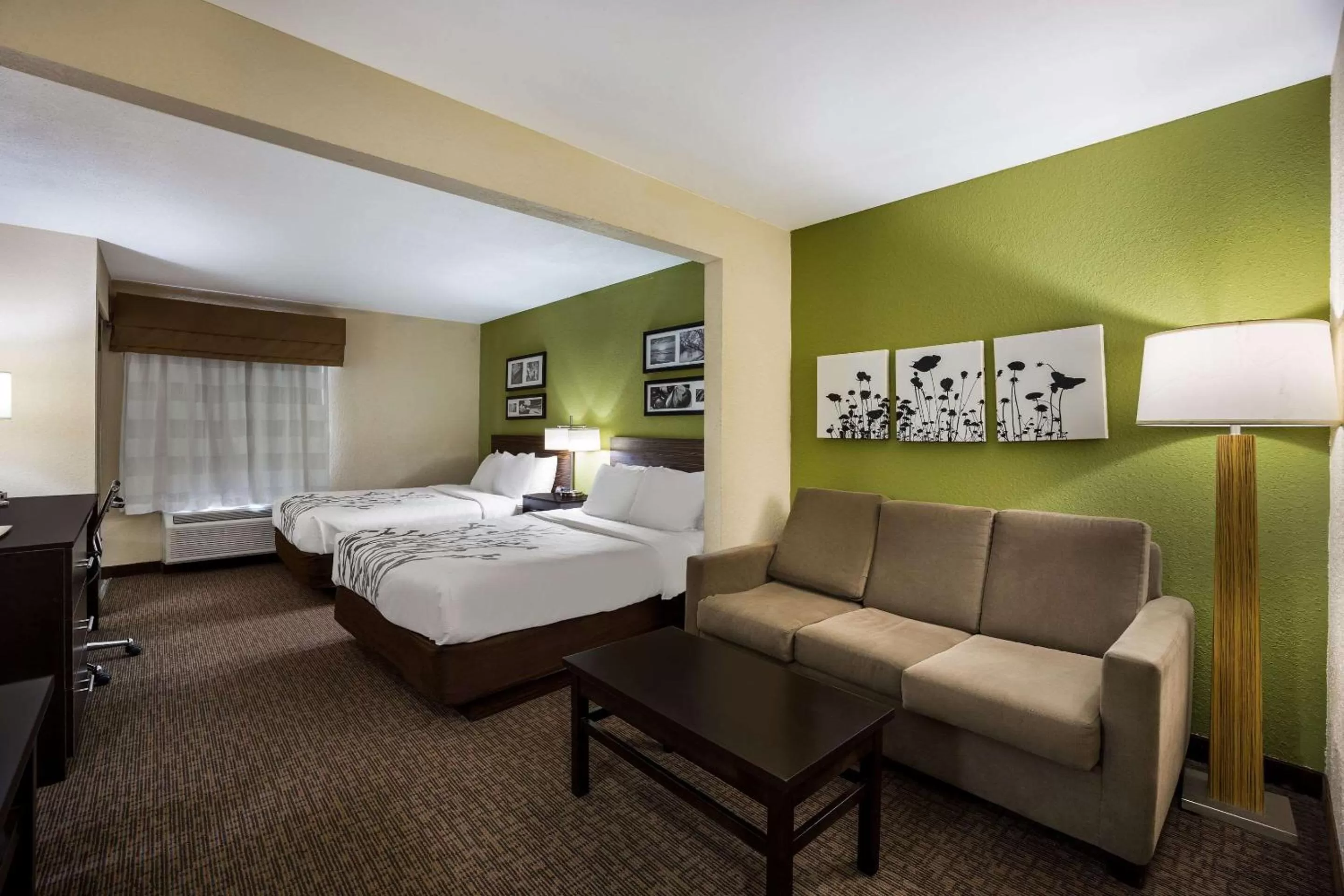 Bedroom, Bed in Sleep Inn & Suites Valdosta Mall Area