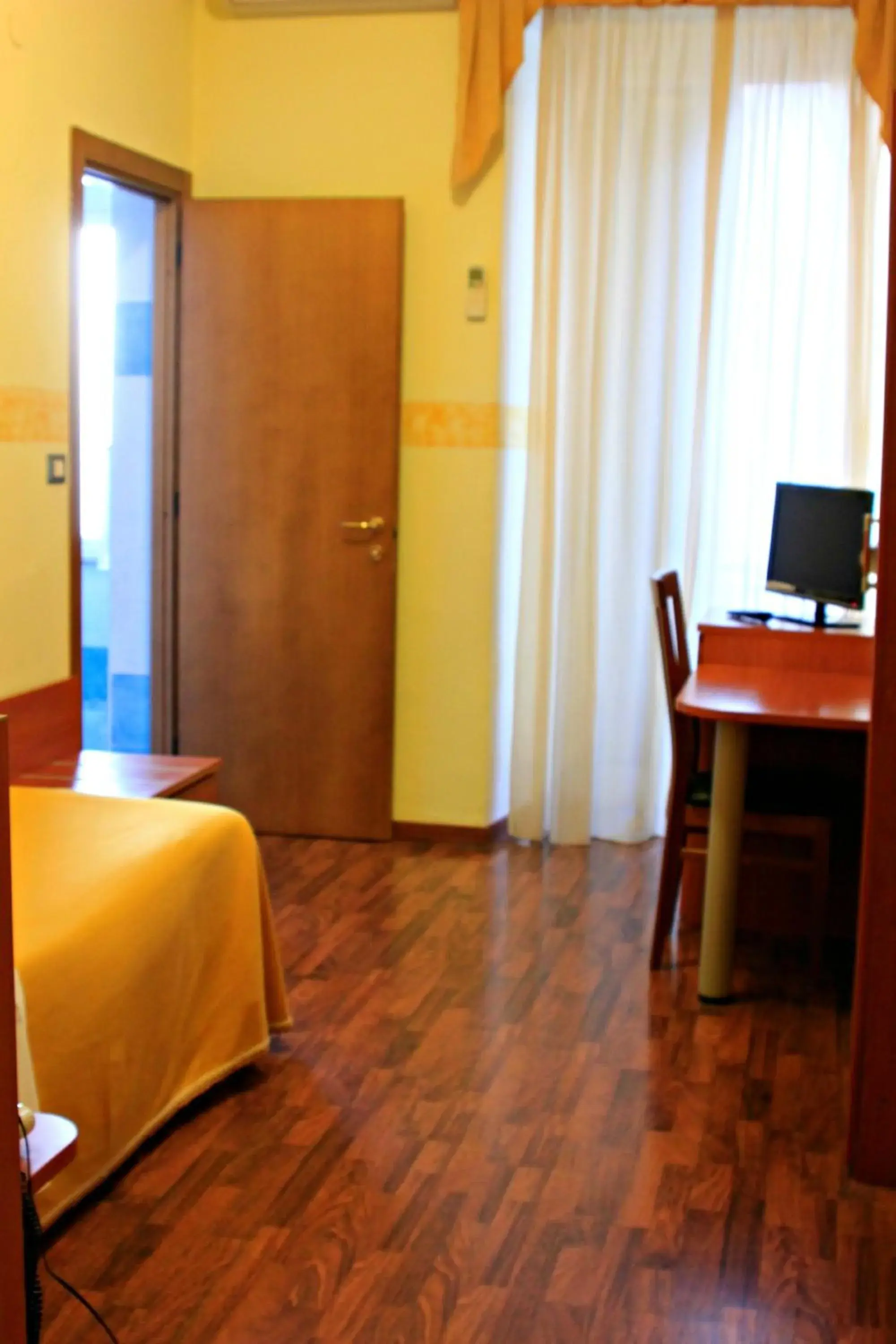 Single Room - single occupancy in Hotel Bellevue Single Room - single occupancy in Hotel Bellevue