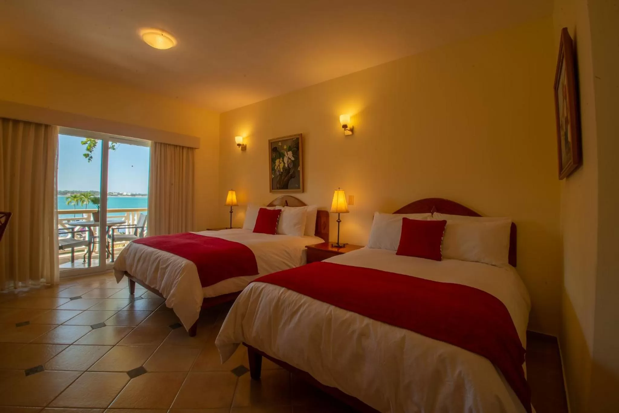 Photo of the whole room, Bed in Velero Beach Resort