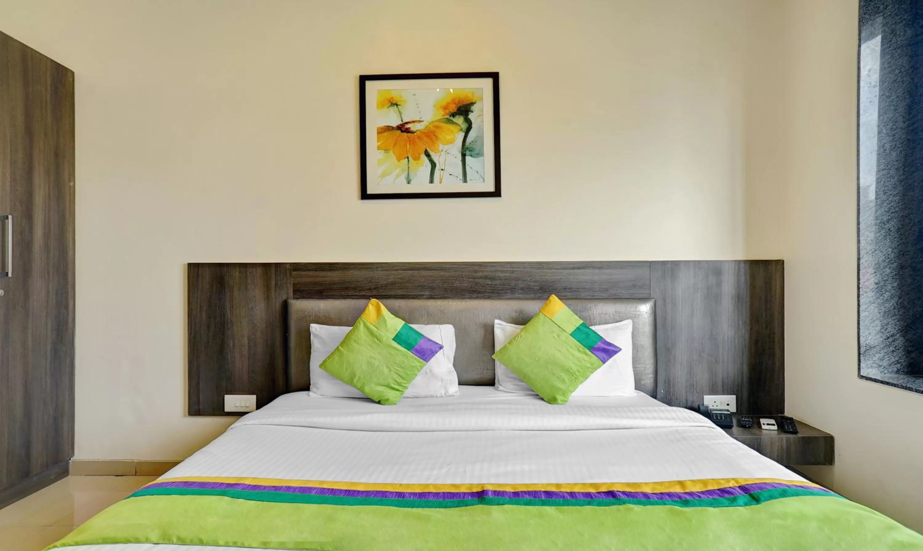 Bedroom, Bed in Treebo Bhagyashree Executive