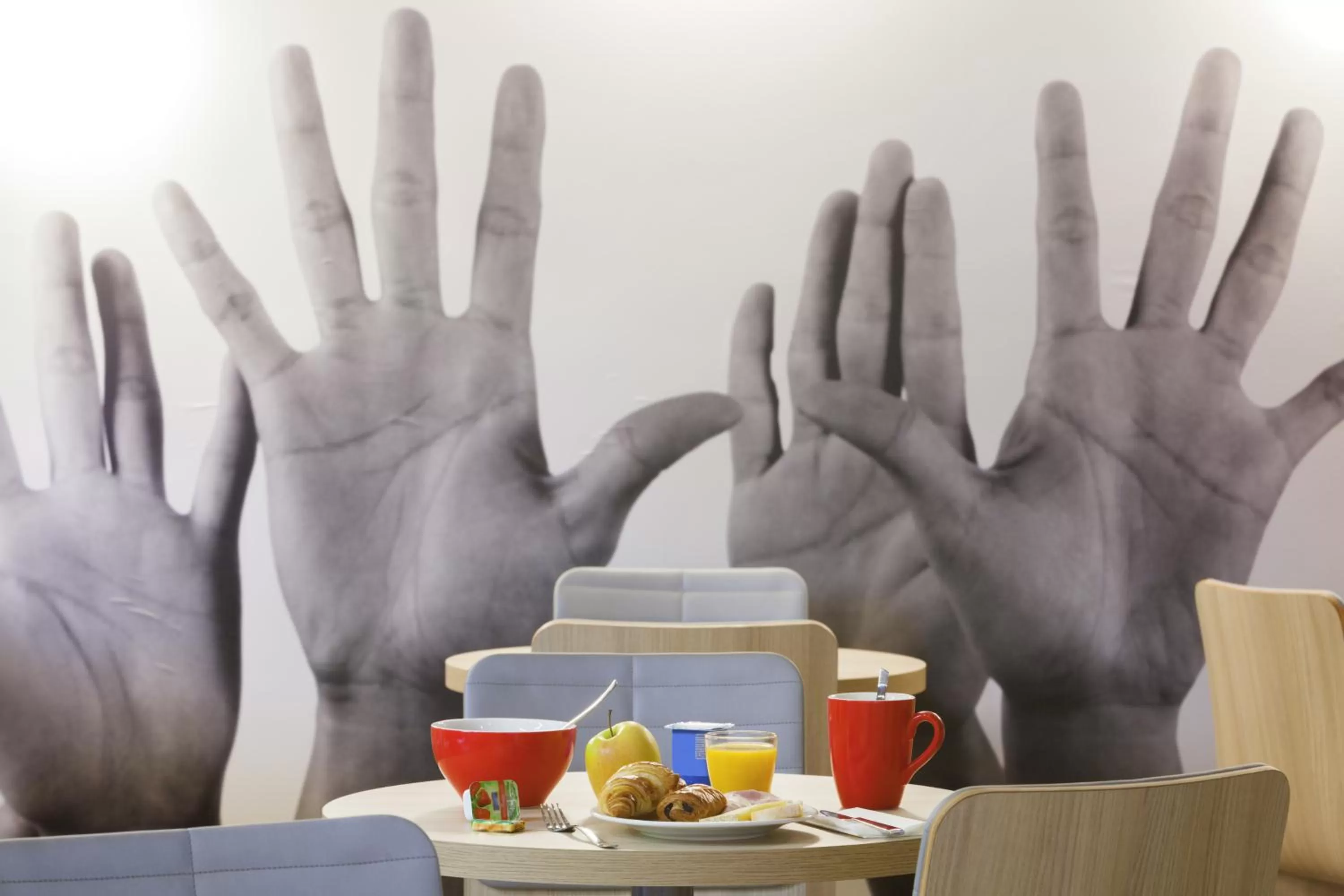 Restaurant/places to eat in Ibis Styles Paris Massena Olympiades