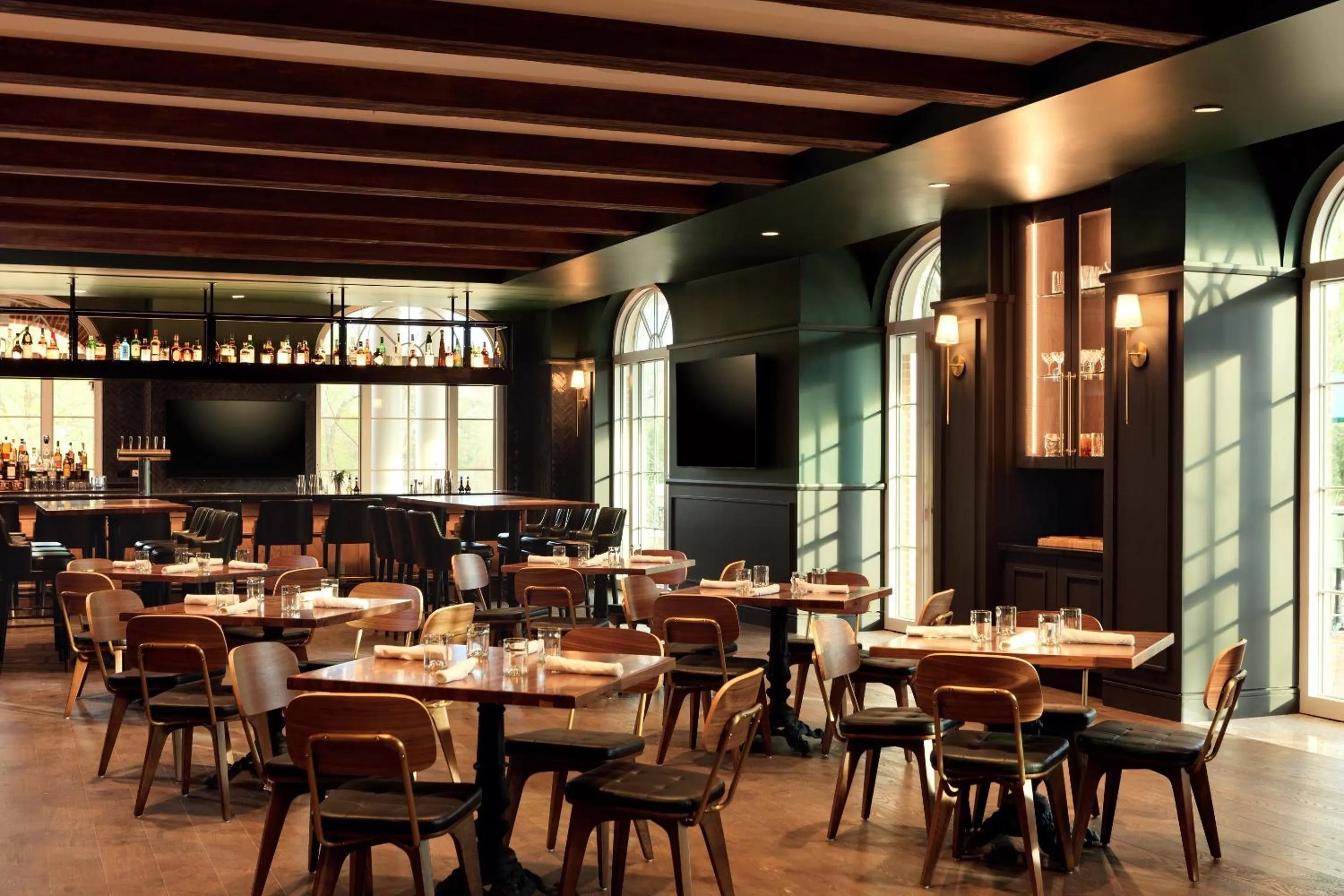 Restaurant/places to eat in Kimpton - The Forum Hotel by IHG