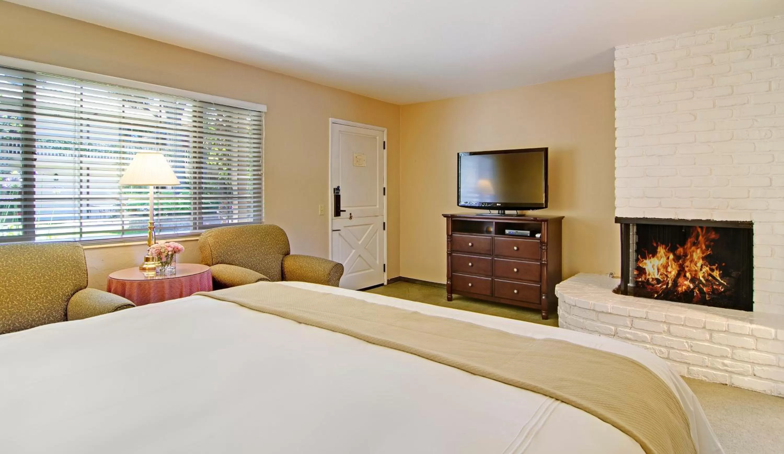 Seating area in Svendsgaard's Inn