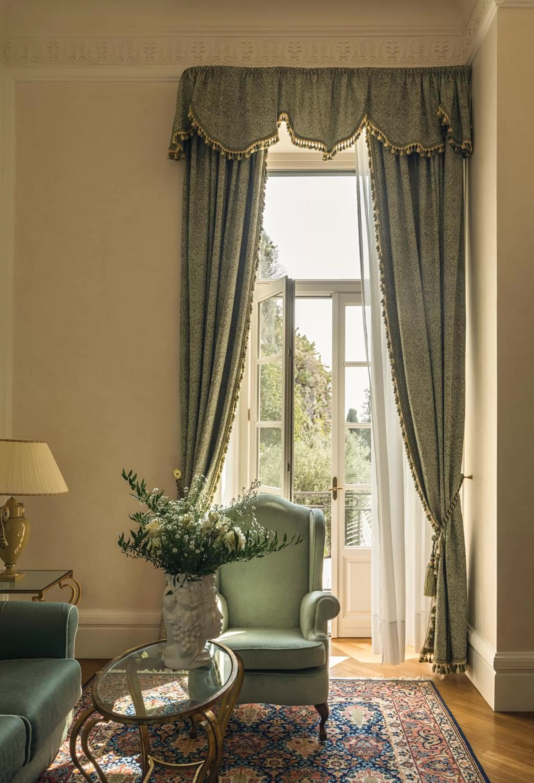 Living room in Grand Hotel Timeo, A Belmond Hotel, Taormina