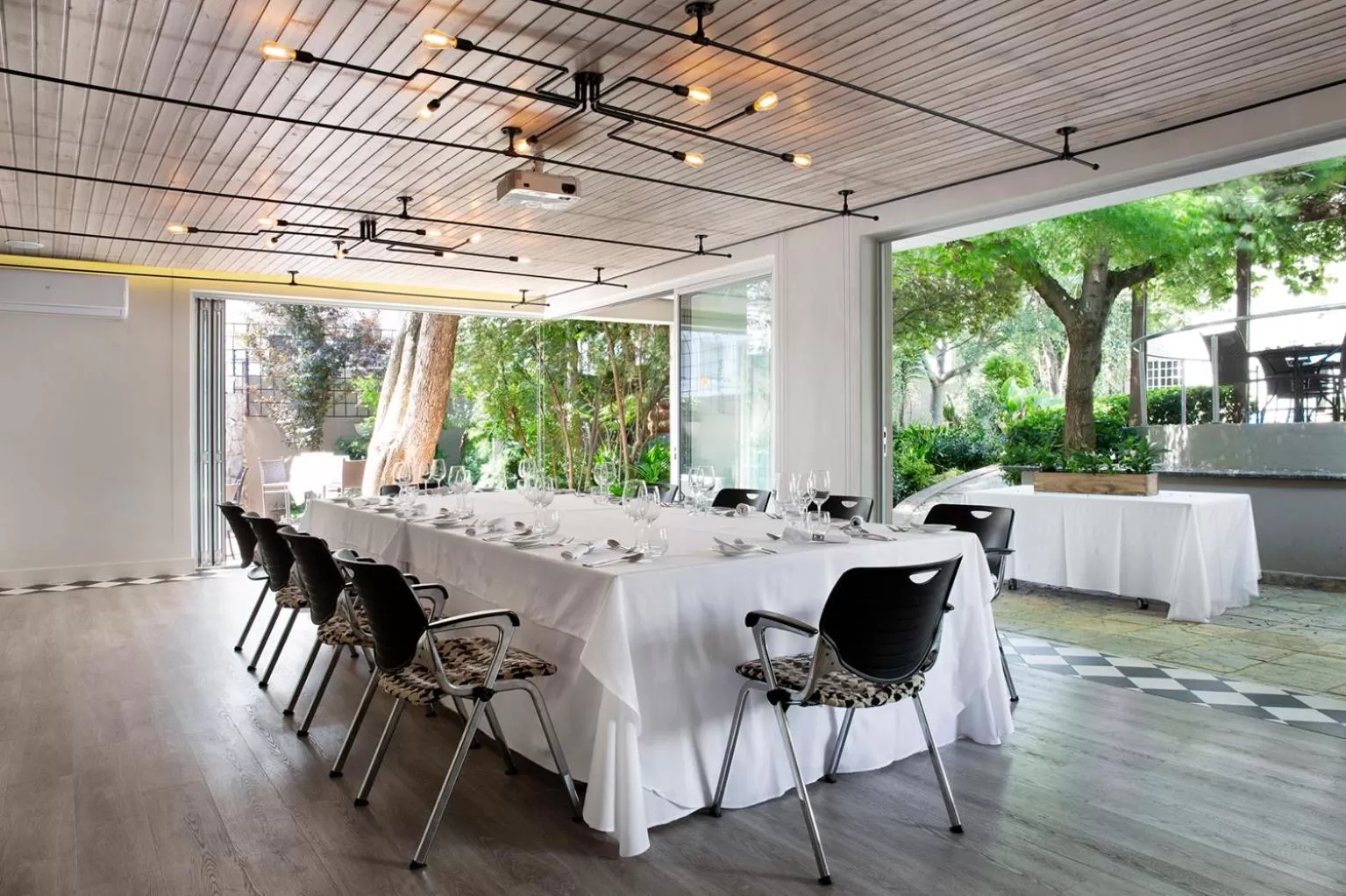 Banquet/Function facilities in Clico Boutique Hotel