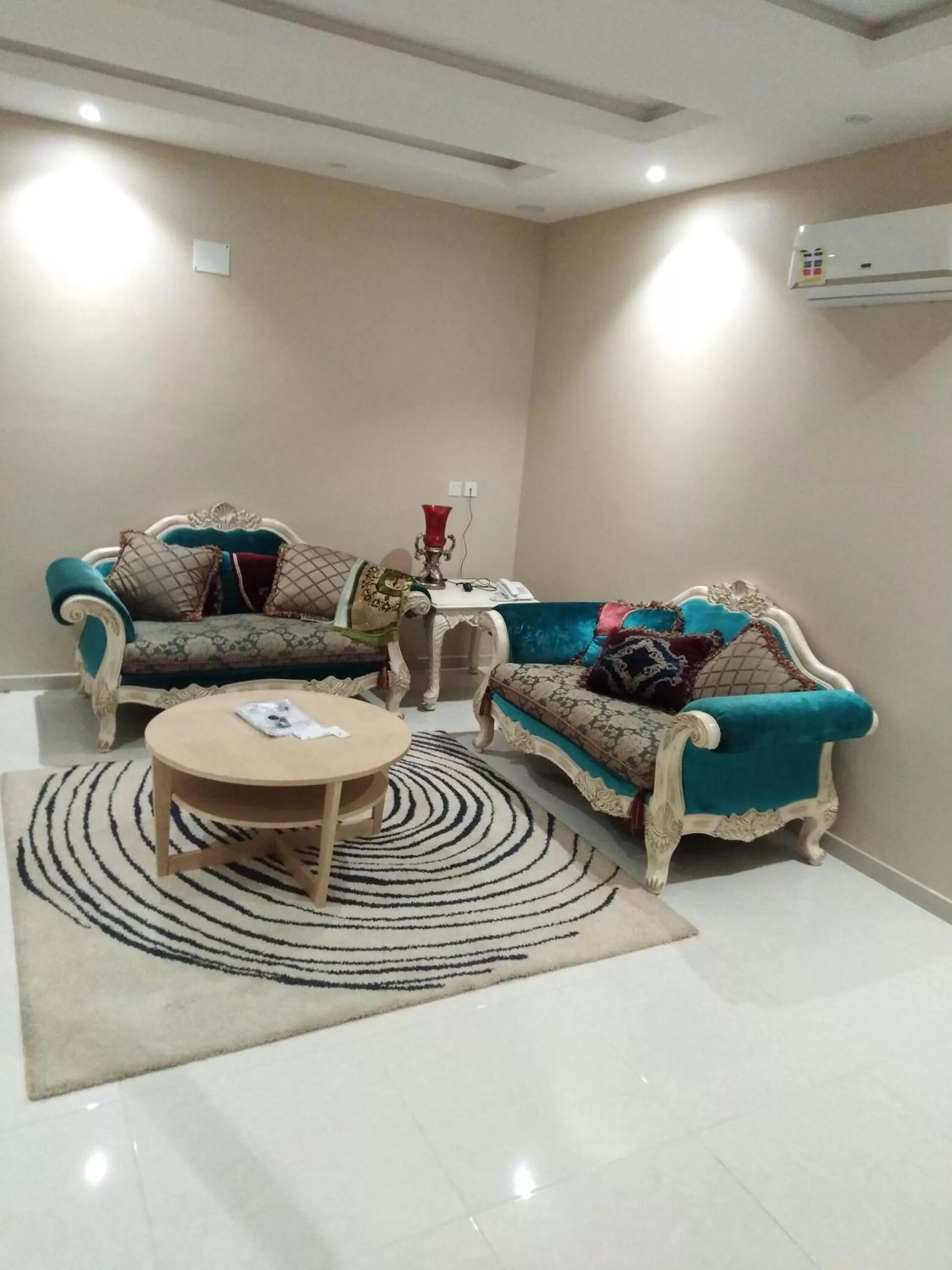 Seating Area in Sunrise Furnished Apartment