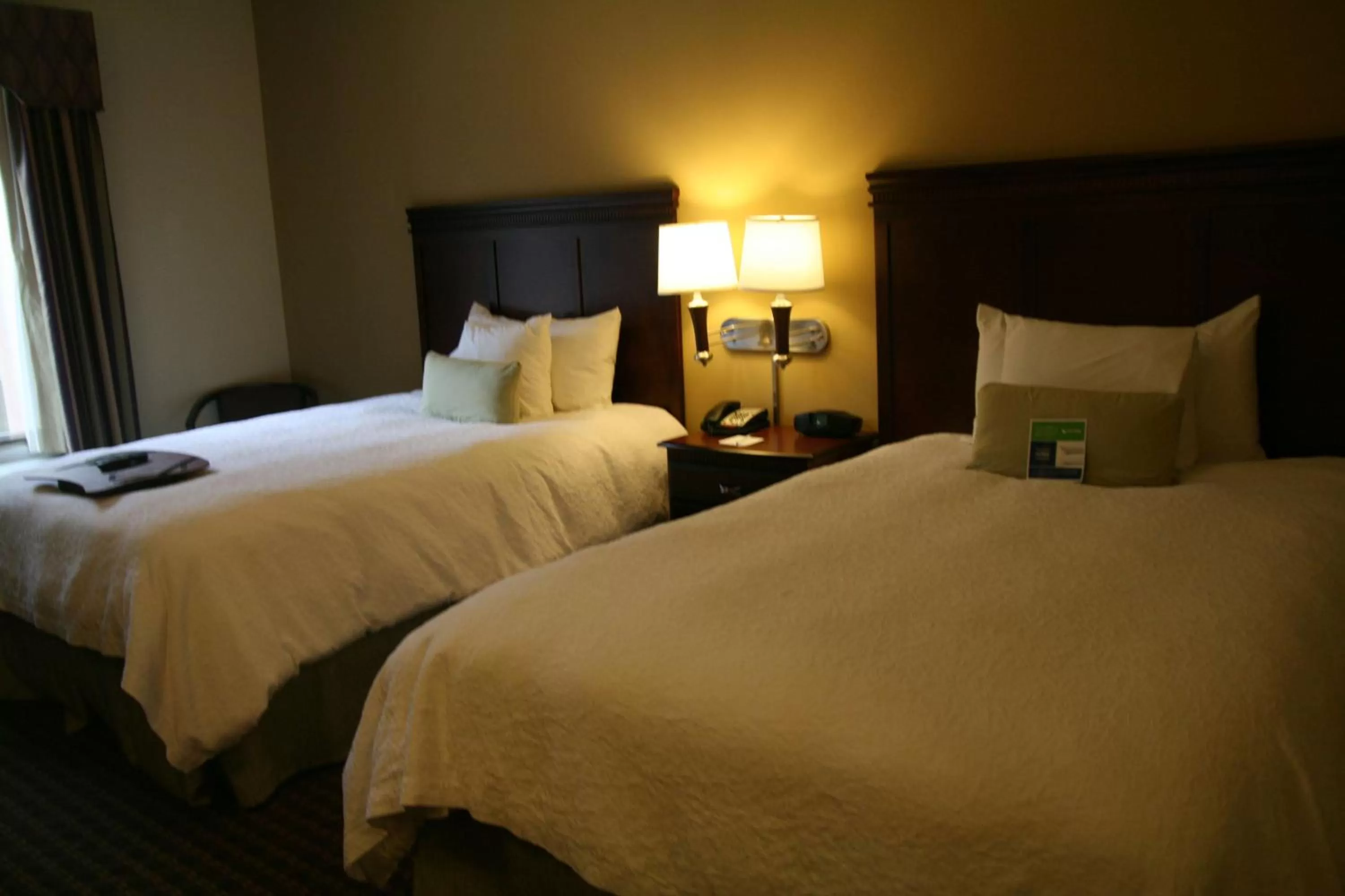 Queen Room with Two Queen Beds - Disability Access with Tub/Non-Smoking in Hampton Inn Kilgore