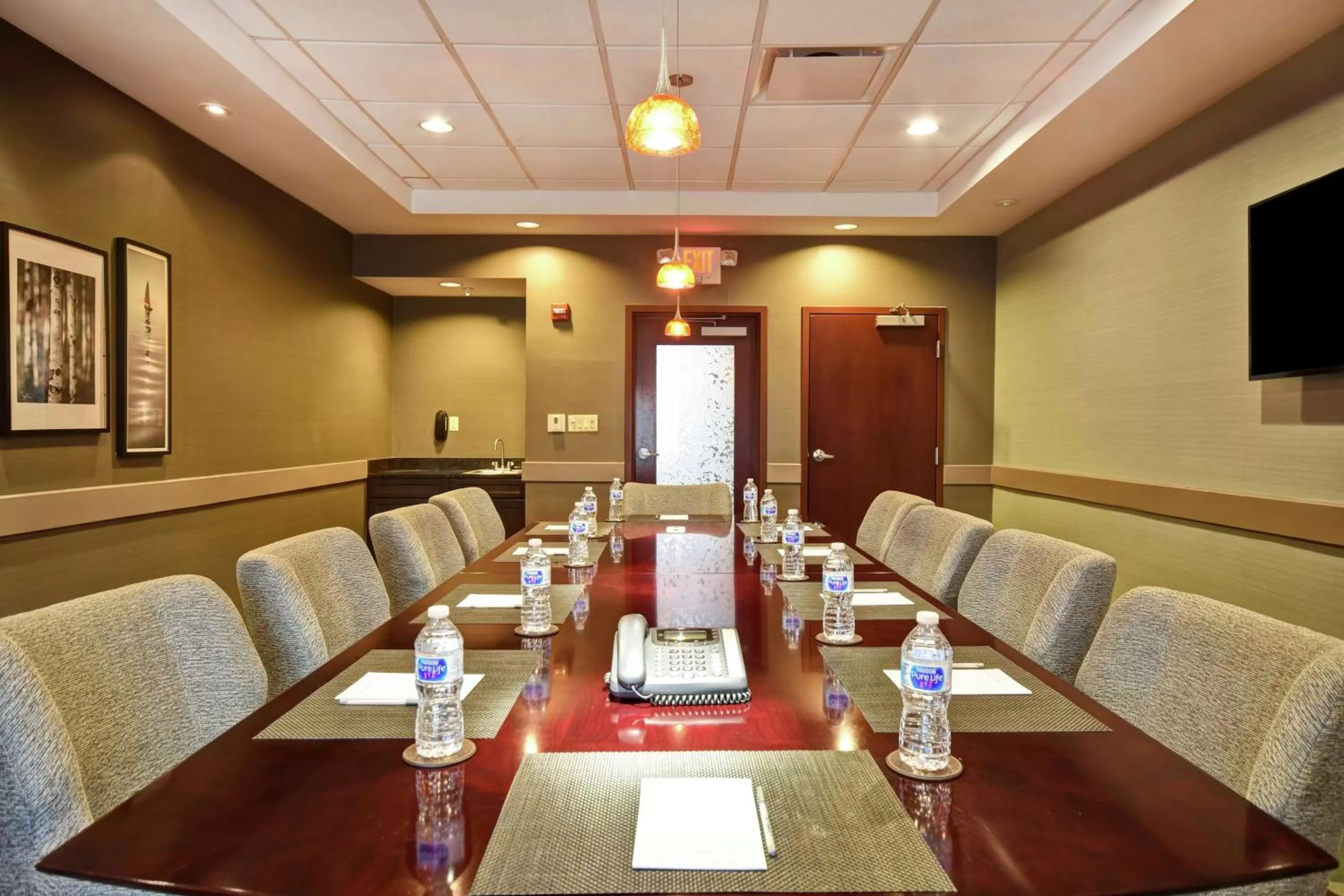 Meeting/conference room in Hampton Inn & Suites Detroit-Canton