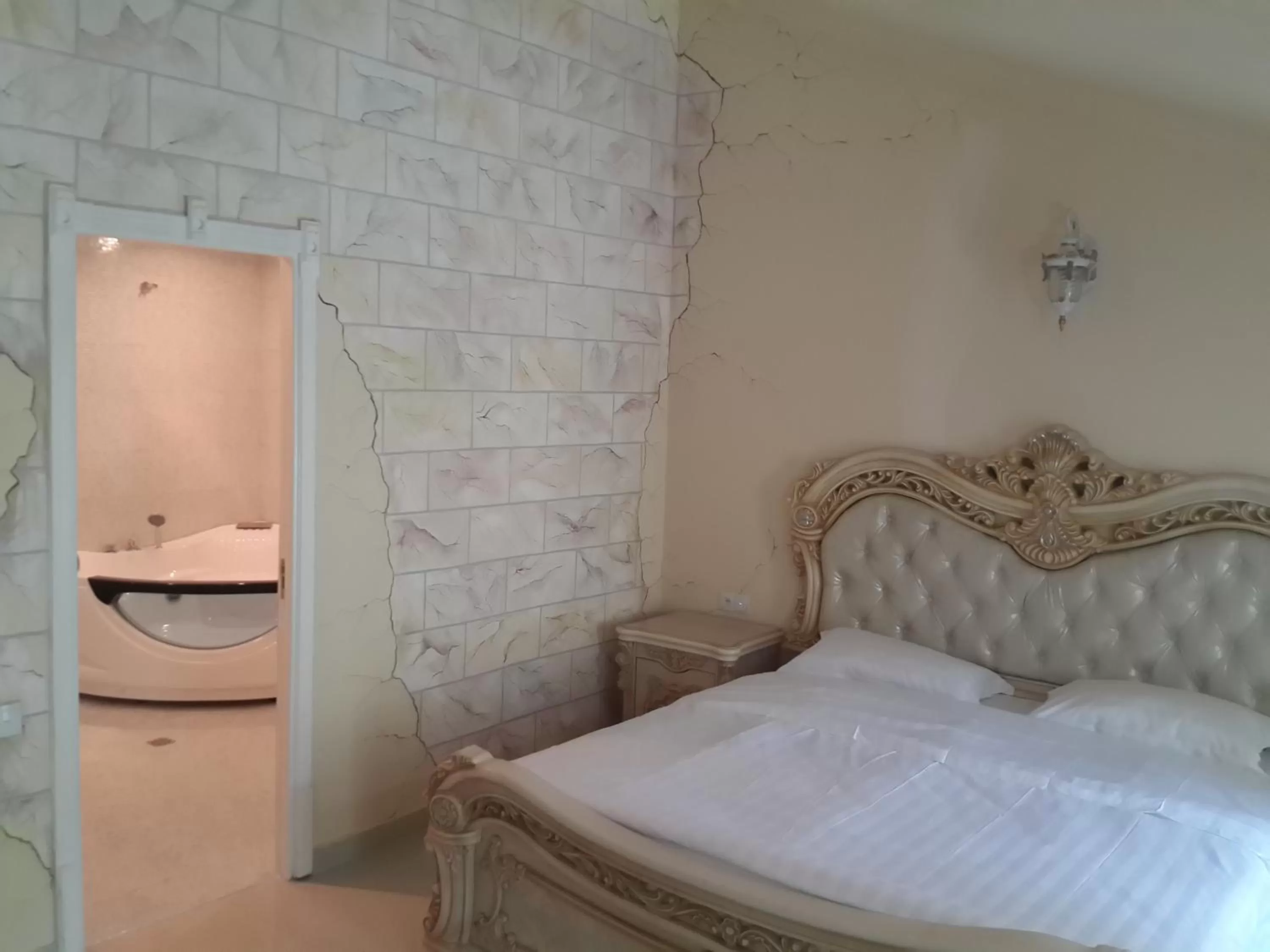 Bed in Venezia Palazzo Hotel