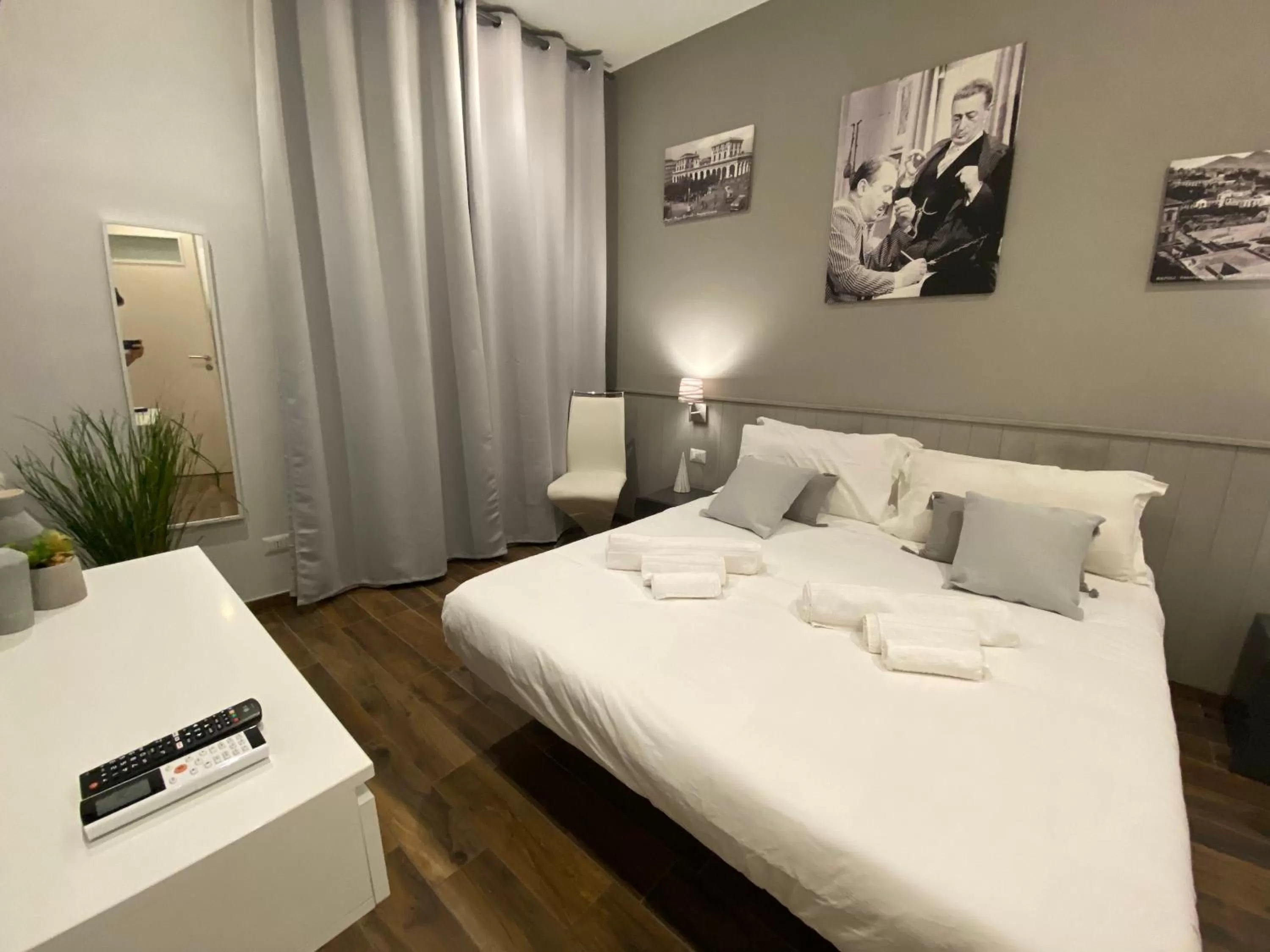 HOTIDAY Room Collection - Napoli Botanique